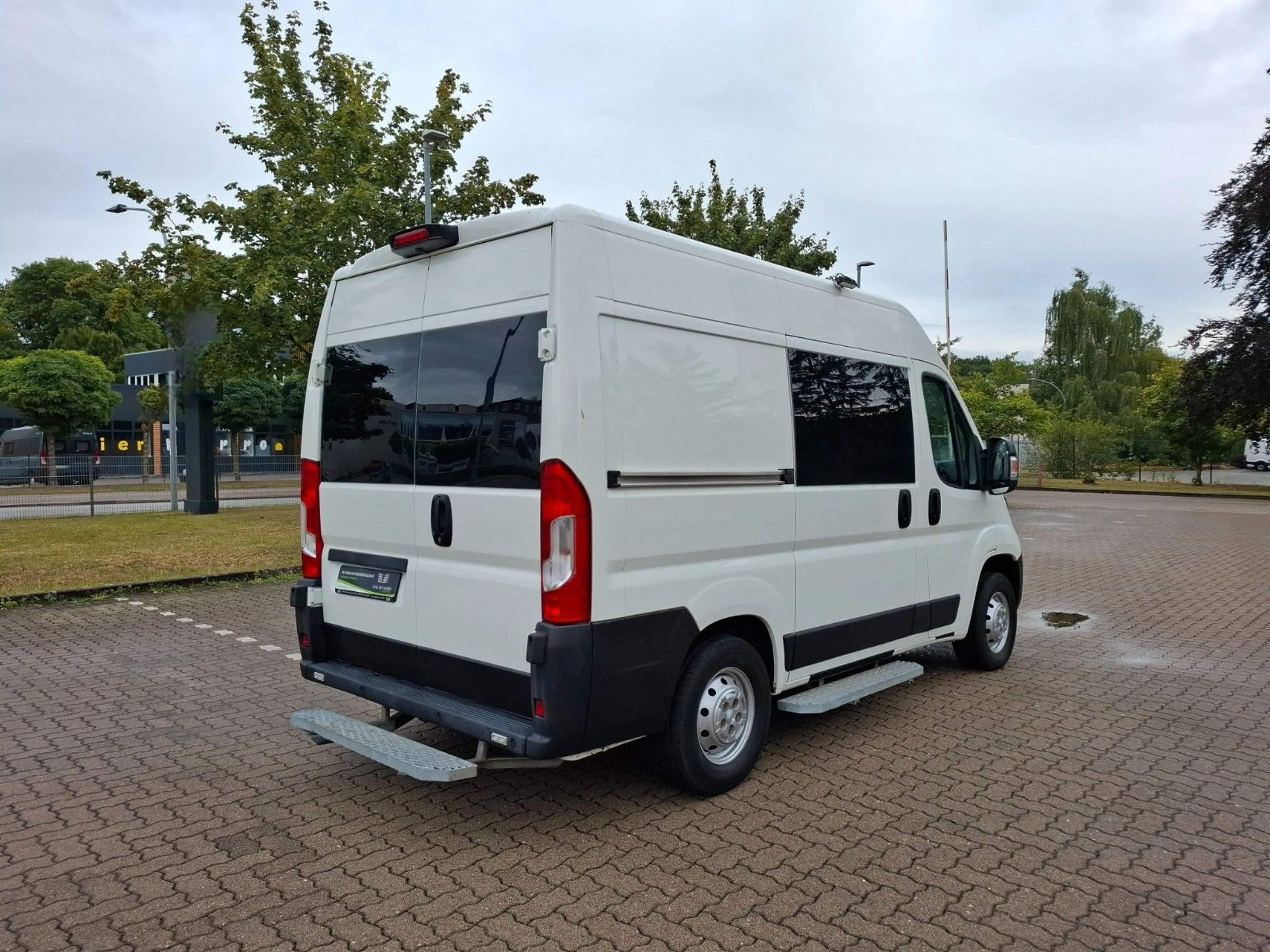 Peugeot Boxer 2.2 L2H2 BLUEHDI 140PS PREMIUM Standheiz.. — photo 5