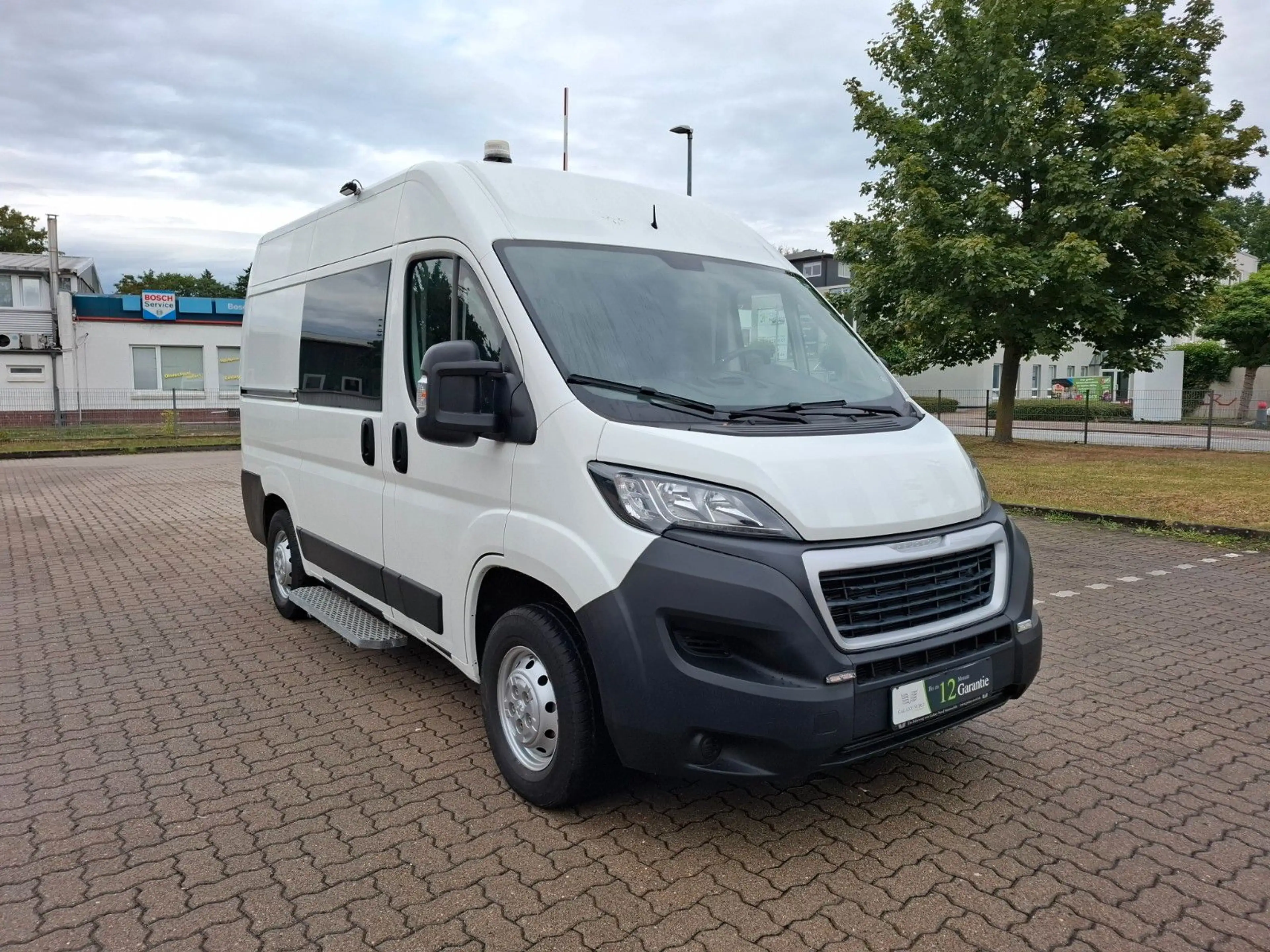 Peugeot Boxer 2.2 L2H2 BLUEHDI 140PS PREMIUM Standheiz.. — photo 3