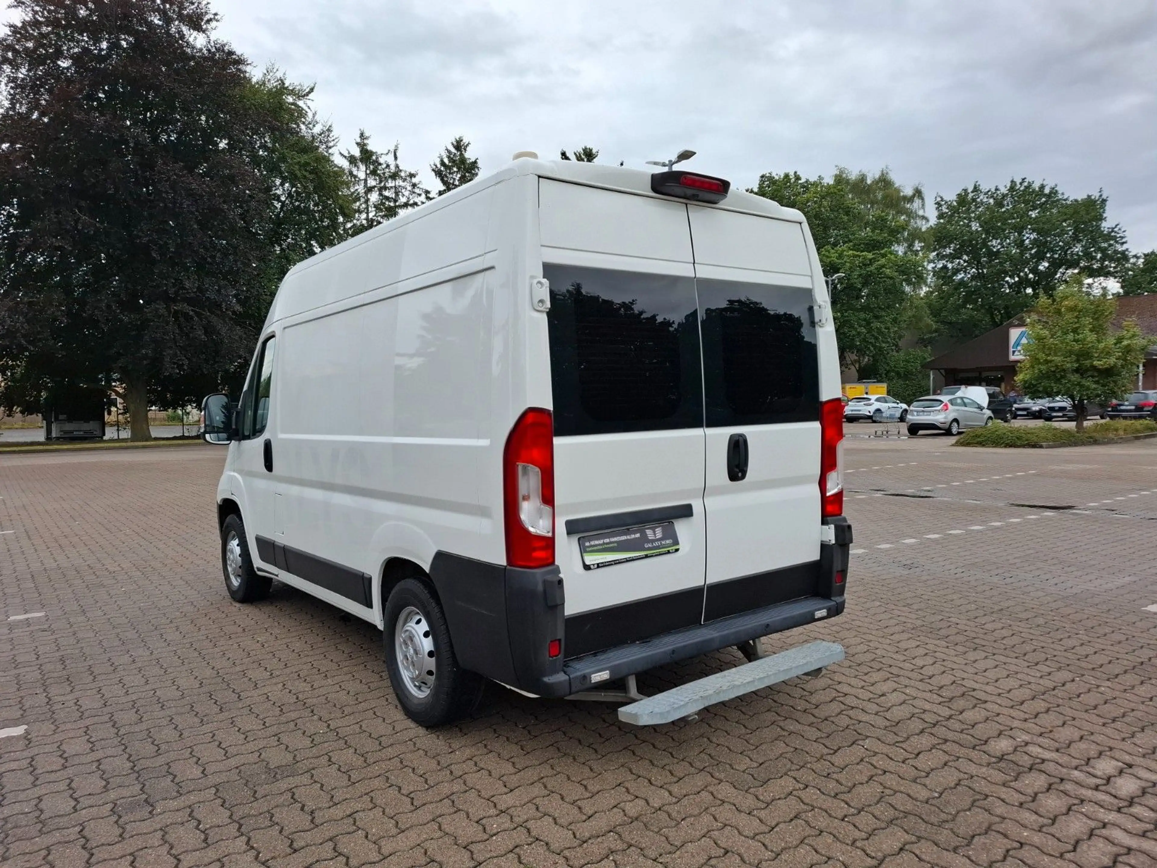 Peugeot Boxer 2.2 L2H2 BLUEHDI 140PS PREMIUM Standheiz.. — photo 7