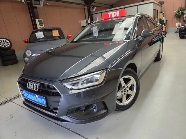 Audi A4 AVANT 30TDI ATTRACTION S-TRONIC