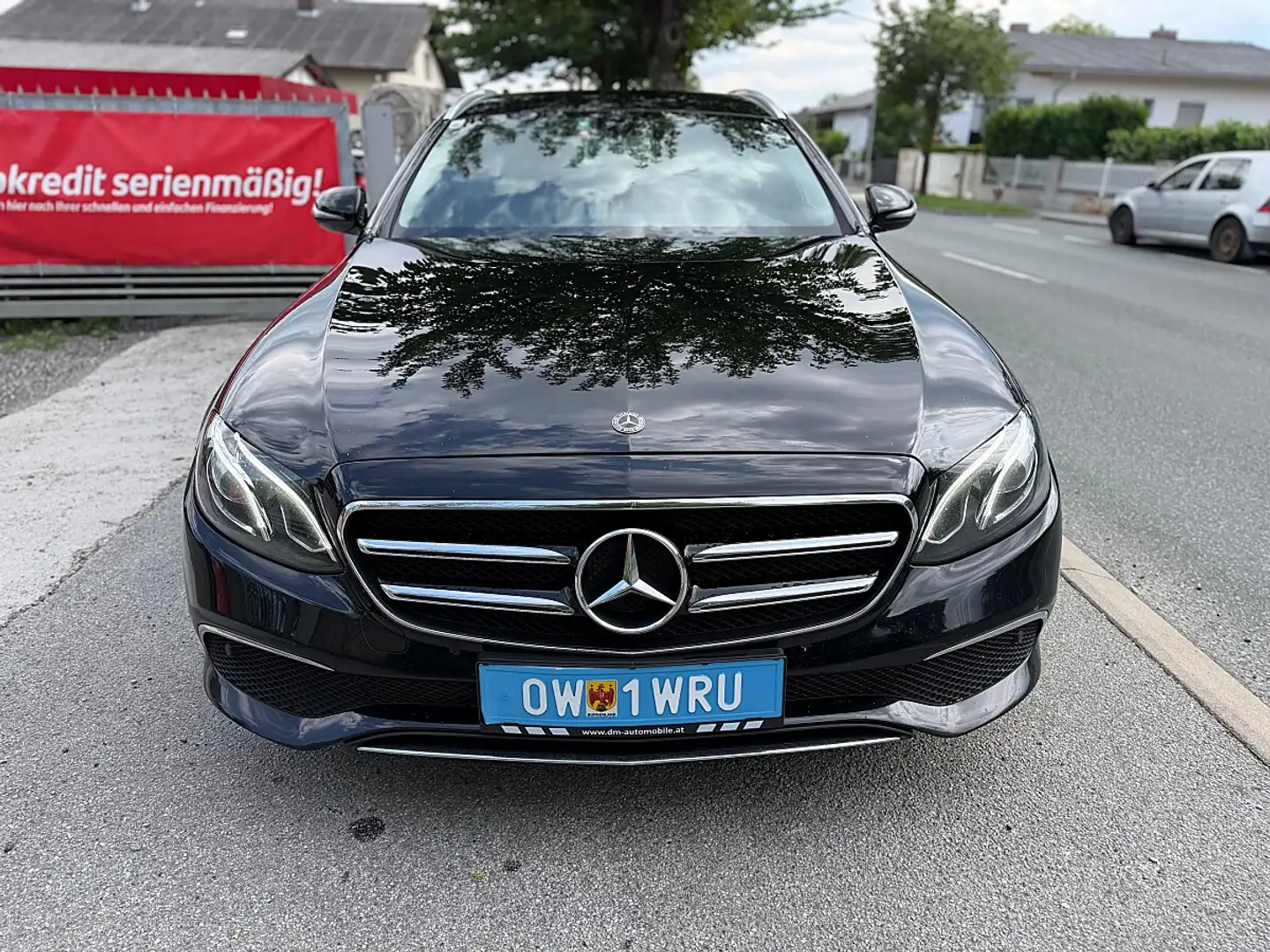 Mercedes-Benz E 200 d T Austria Edition Aut.LED-Luftfahrwerk/Navi/1... Schwarz - 2
