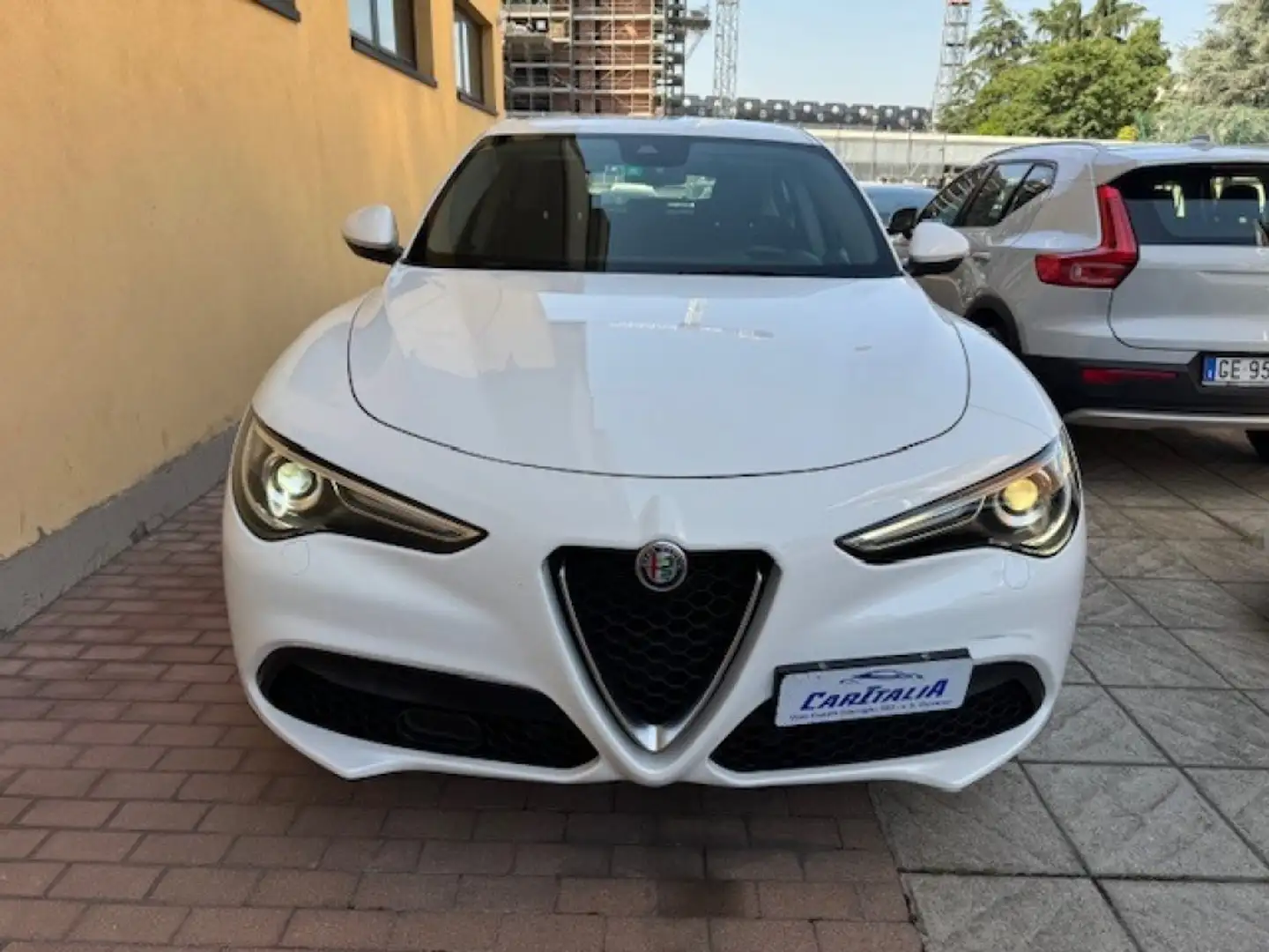 Alfa Romeo Stelvio 2.2 Turbodiesel 160 CV AT8 RWD Weiß - 2