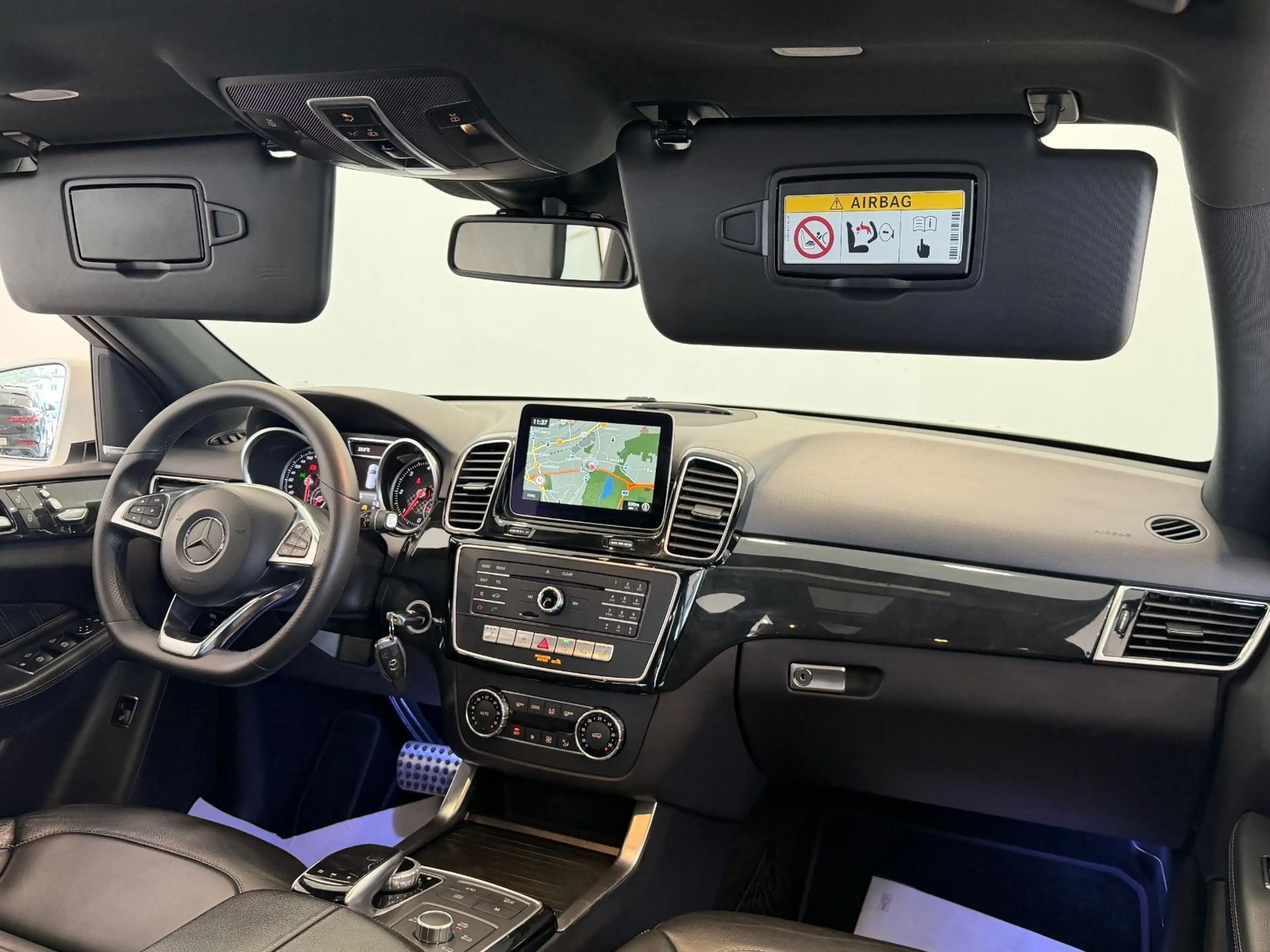 Mercedes-Benz GLE 250 d 4Matic AMG-Line|PANO|360°|HARMANKARDON — photo 2