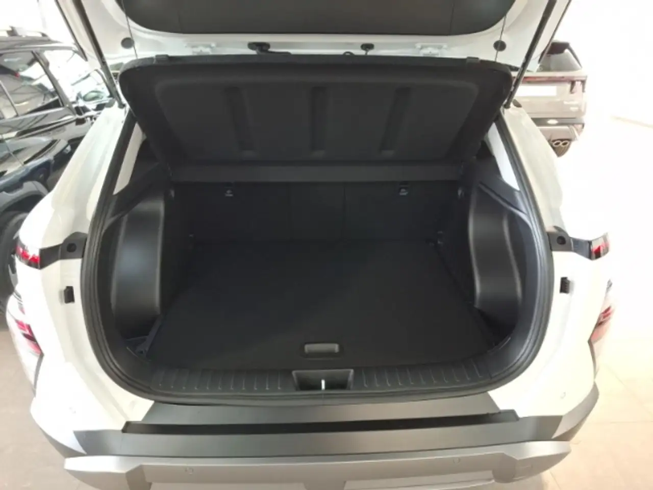 Hyundai KONA Trend 1,6 Automatik/Navi/Lenkrad/Sitzheizung/Smart 12