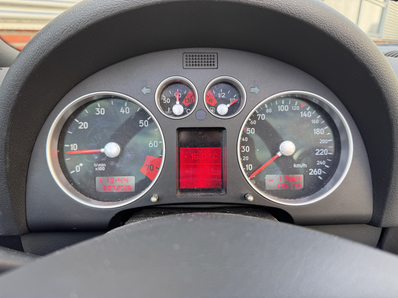 Audi TT Roadster 1.8 5V Turbo | Airco | Stoelverwarming | — photo 8