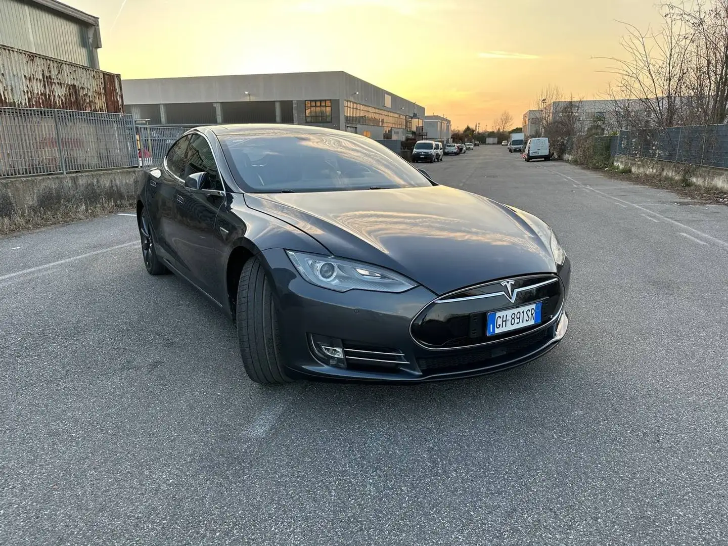 Tesla Model S Model S P85 D Supercharger Gratuiti Trasferibili Gris - 2