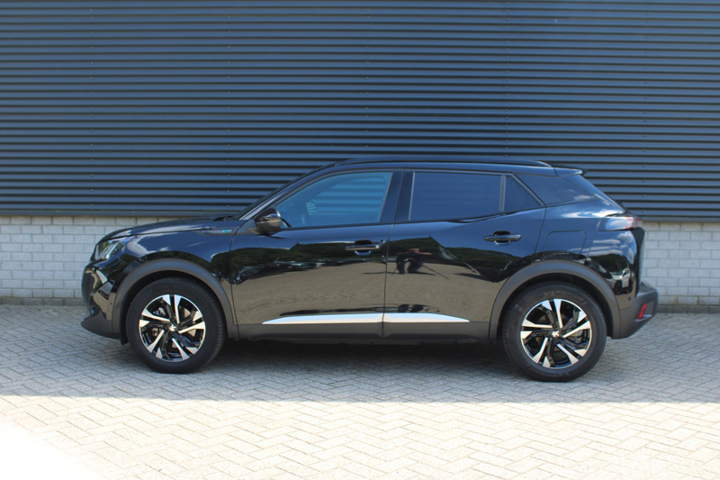 Peugeot e-2008 EV GT 50 kWh SOH 93,8% Panoramadak — photo 9