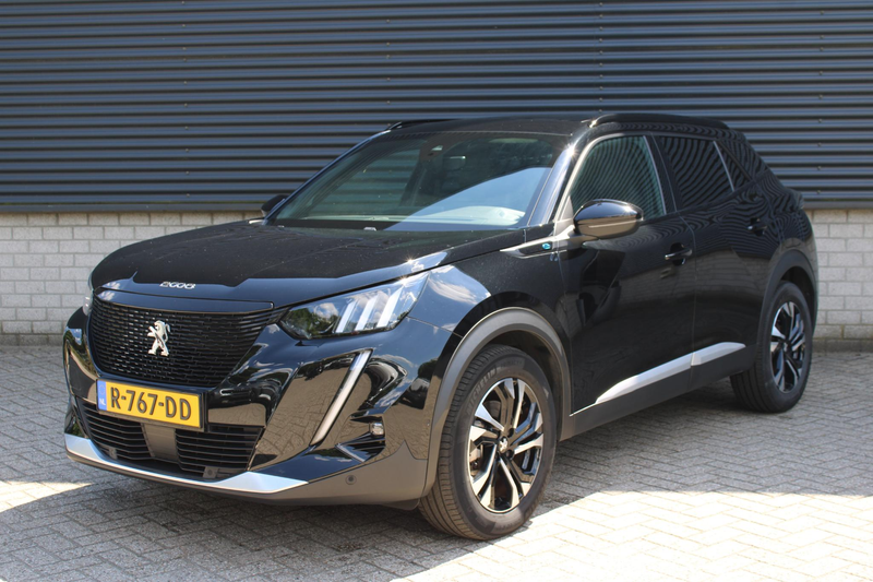 Peugeot e-2008 EV GT 50 kWh SOH 93,8% Panoramadak — photo 2