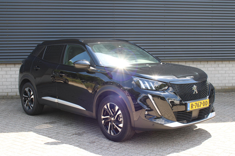 Peugeot e-2008 EV GT 50 kWh SOH 93,8% Panoramadak — photo 5