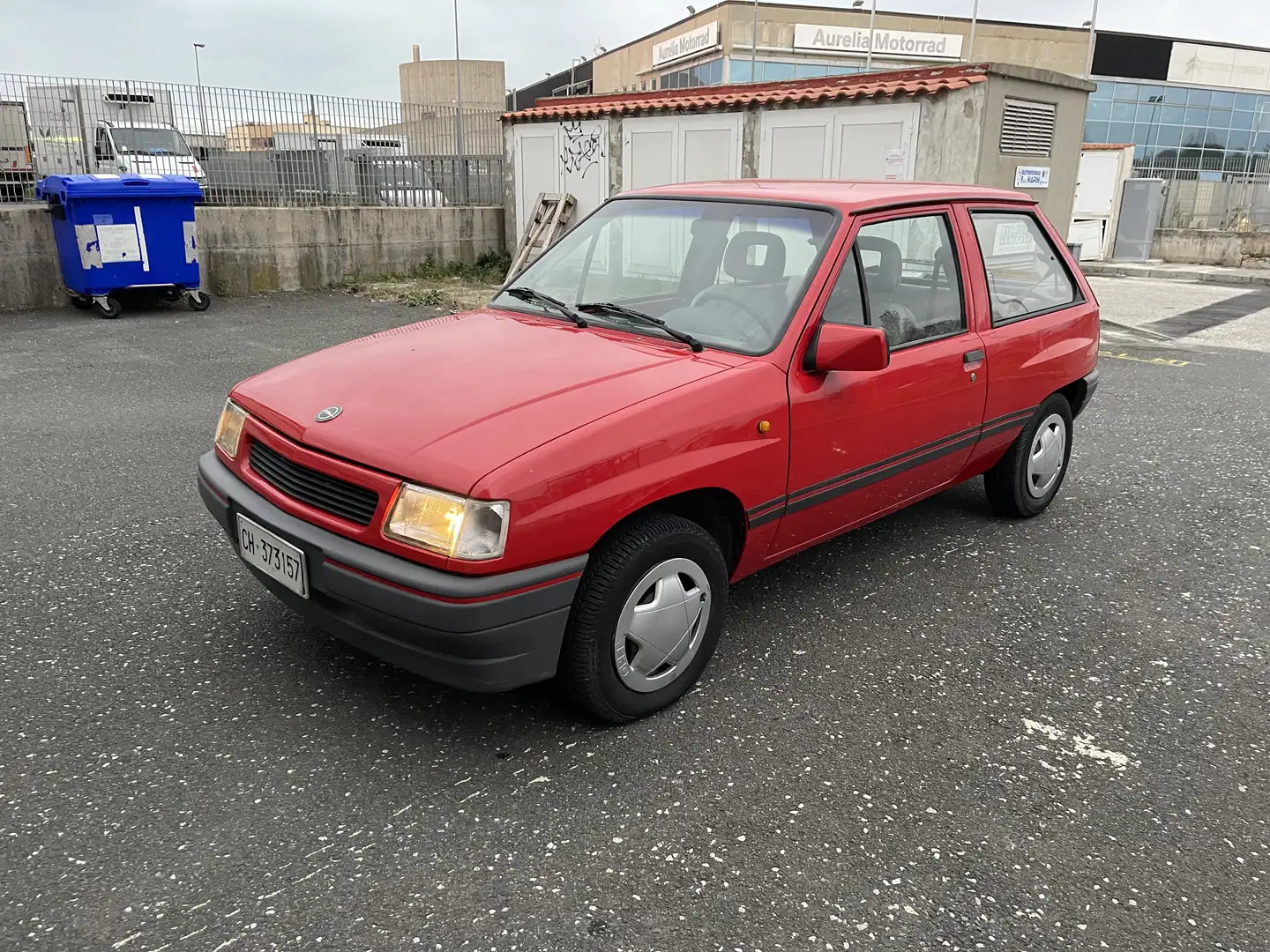 Opel Corsa 1.0 45cv Pepsi Roşu - 1