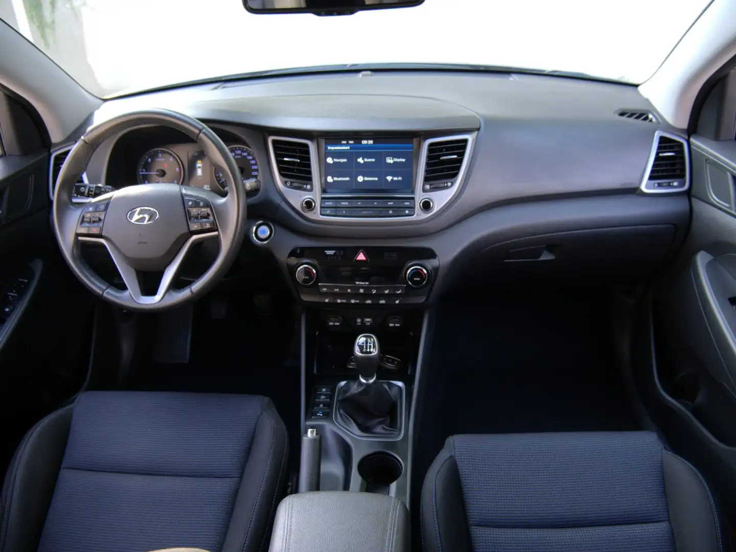 Hyundai TUCSON 1.7 CRDi XPossible 115cv Beige - 2