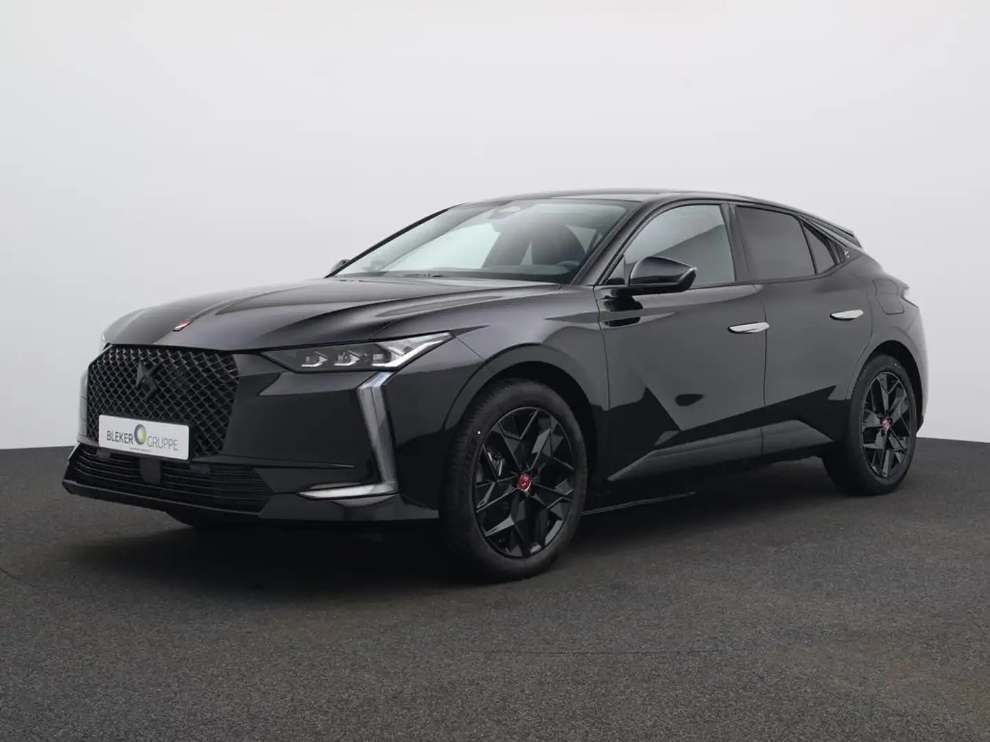 DS Automobiles DS 4 Performance Line PureTech 130 Schwarz - 1