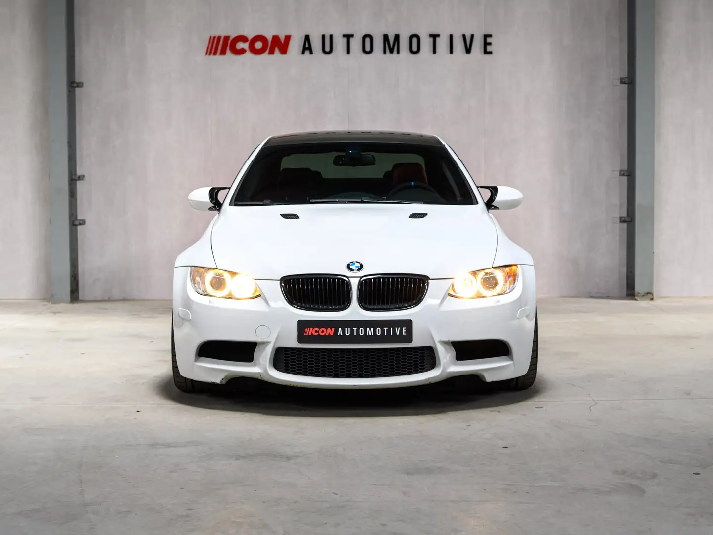 BMW M3 E92 V.8 4.0 | INDIVIDUAL | DDC | CARBON | NAVPRO Rood - 2