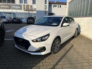 Fastback 1.4 T-GDI Style - Navi - RFK - Tempomat