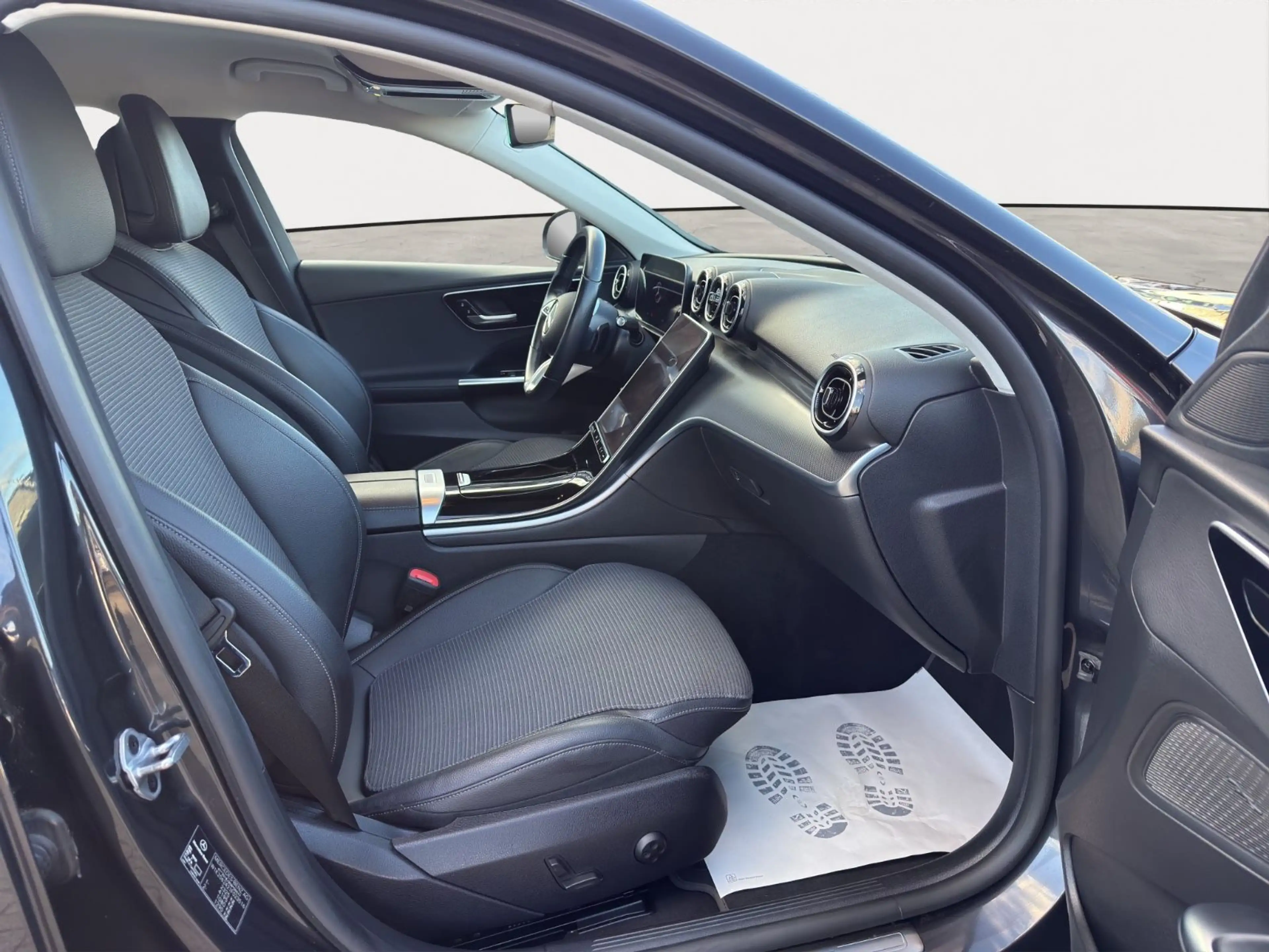 Mercedes-Benz C 200 C T-Modell C 200*LEDER*NAVI*NUR34.000-KM — photo 14