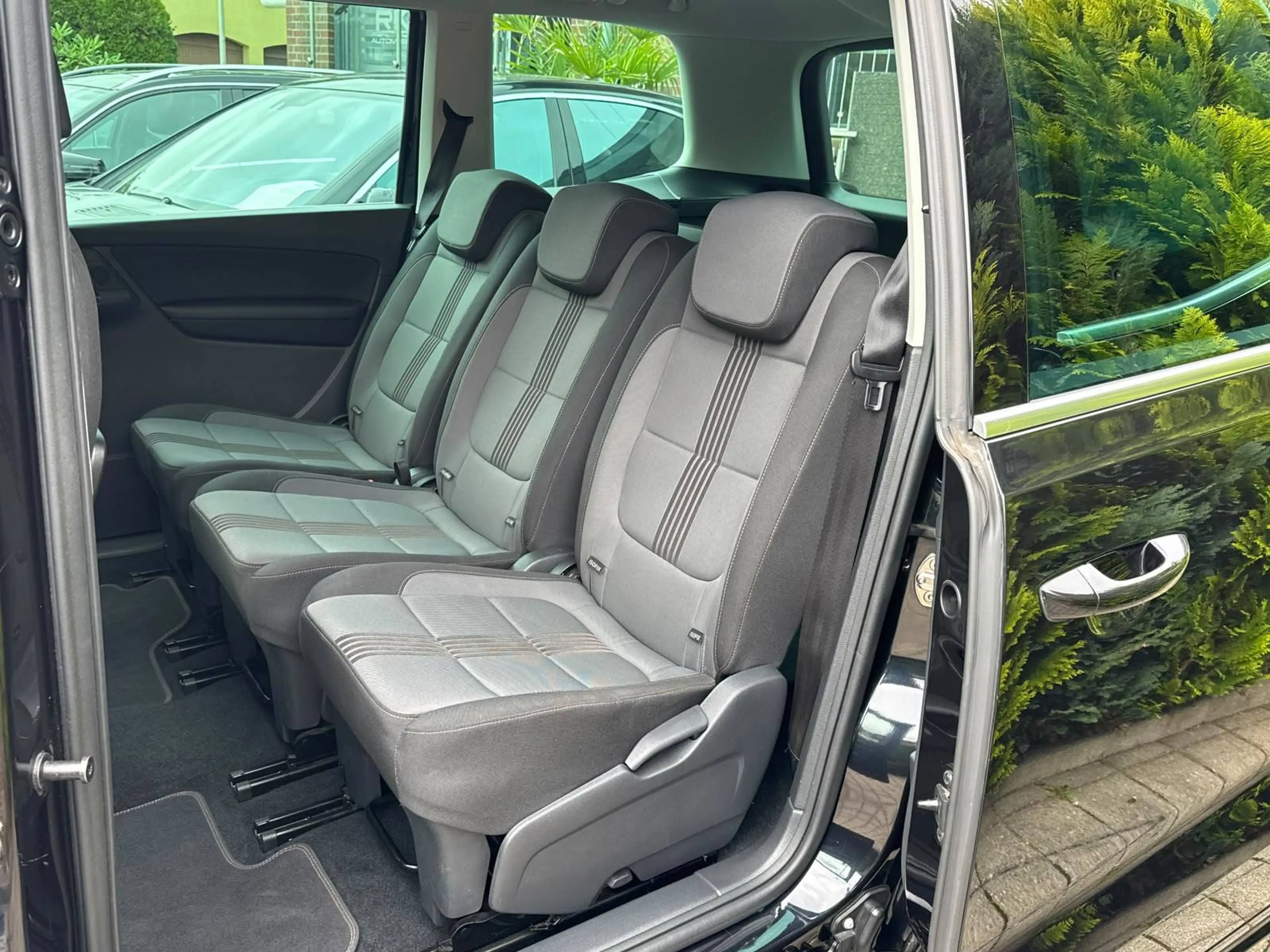 Volkswagen Sharan Comfortline — photo 12