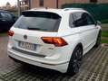 Volkswagen Tiguan 4 motion 190 CV r line dentro e fuori Fehér - thumbnail 7