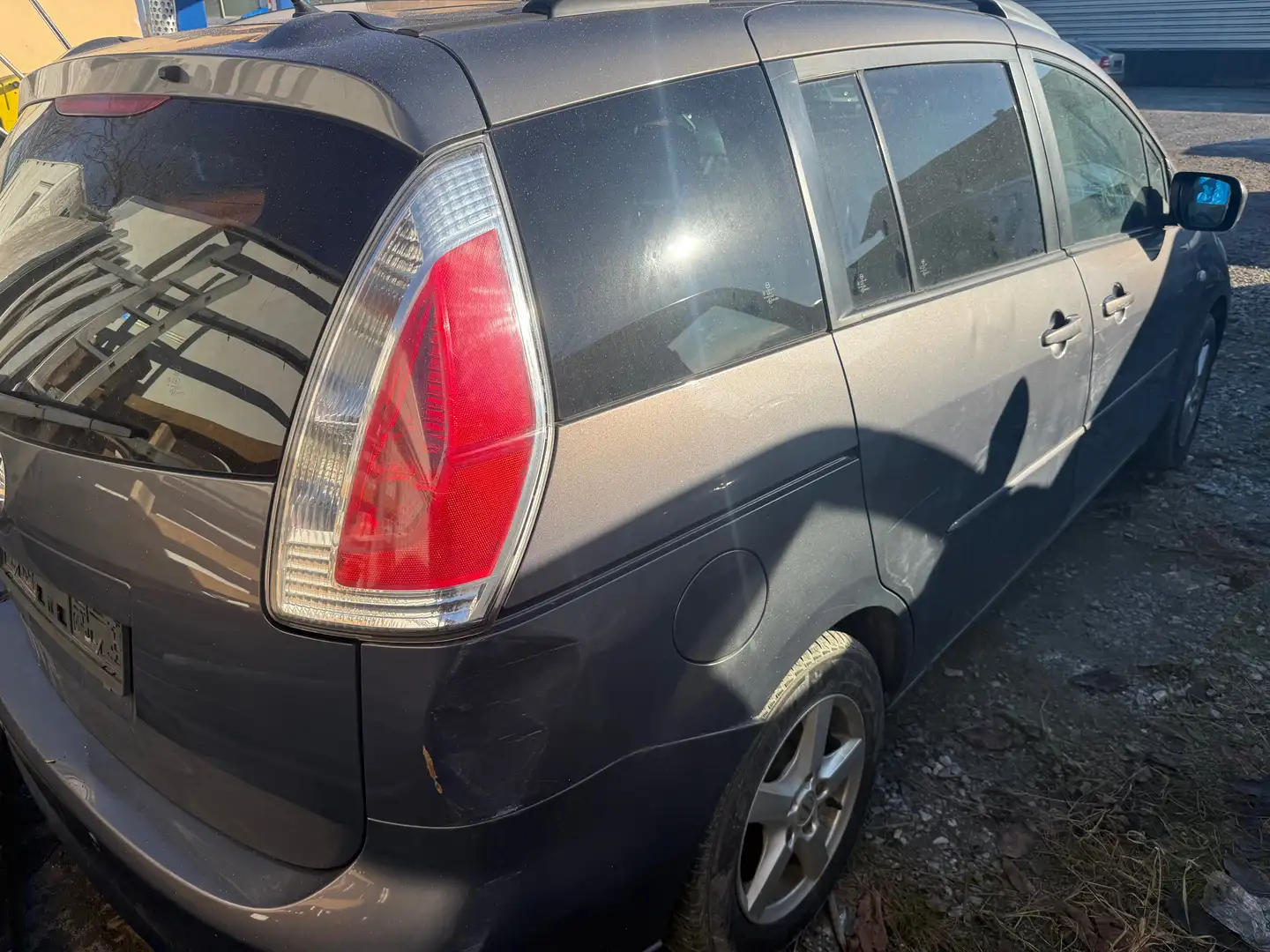 Mazda 5 Mazda 5 CD110 CE CE 7 sitzer Euro 4 - 2