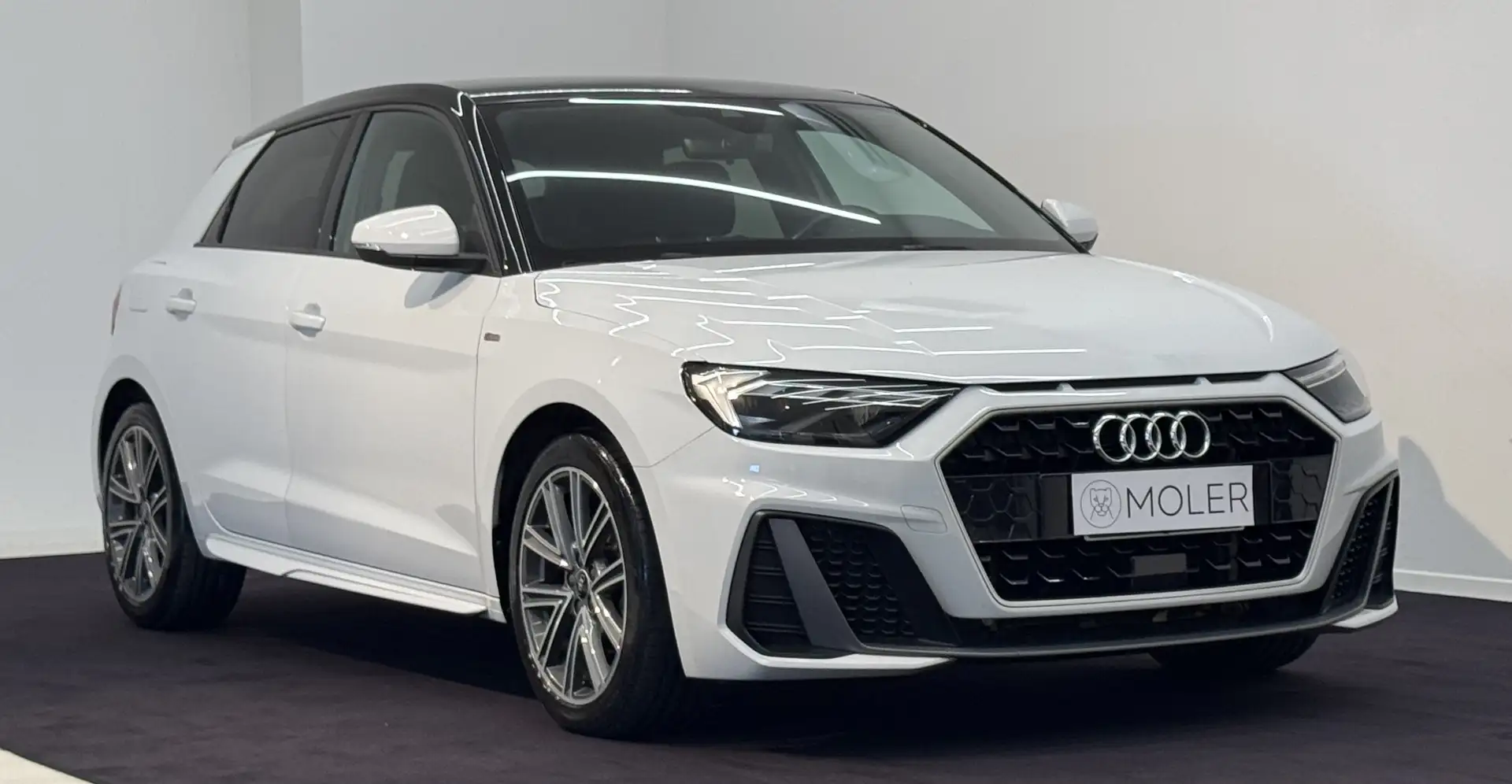 Audi A1 Sportback 30 1.0 tfsi S Line Edition 110cv - 1