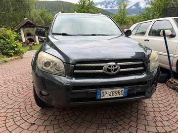 RAV4 2,2 D-4D 180 4WD TÜV!!!Komfort 4x4 TOP!!!