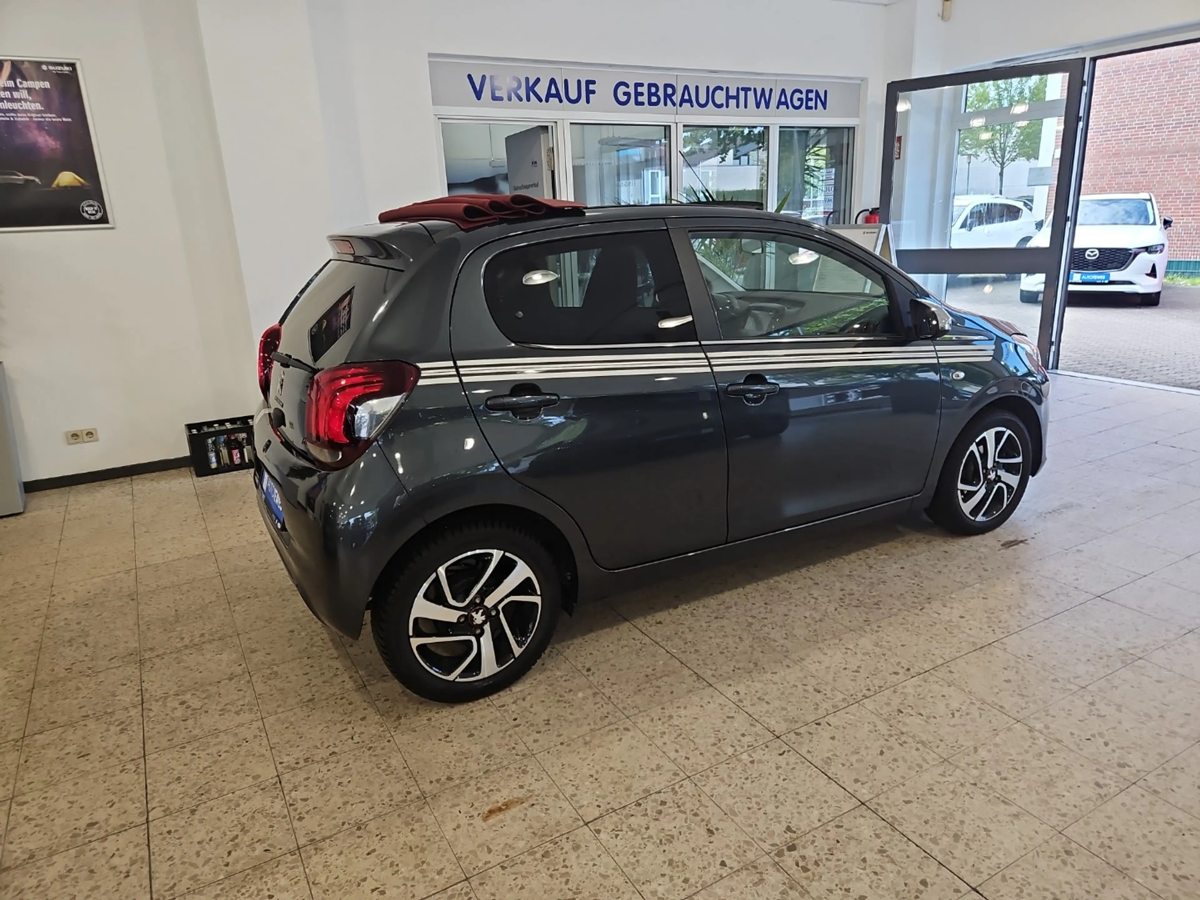 Peugeot 108 Top 1.0 VTi Collection Collection — photo 4