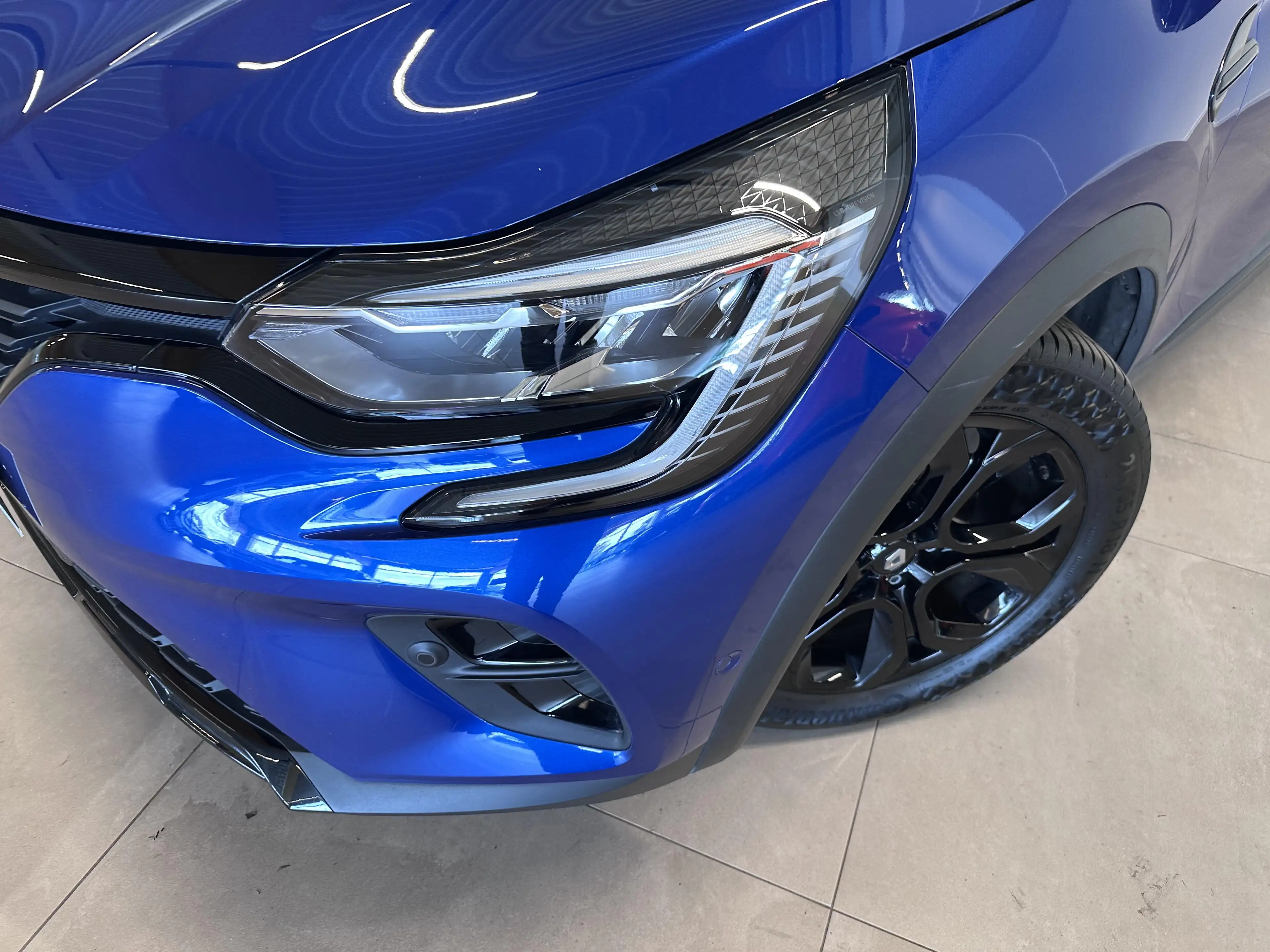 Renault Captur 1.6 E-Tech MILD hybrid Techno — photo 23