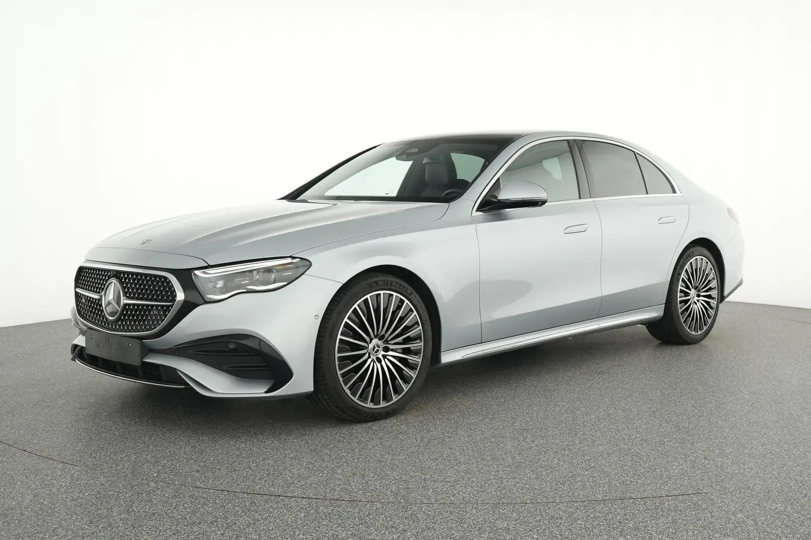 Mercedes-Benz E 200 E Star Edition Silber - 1