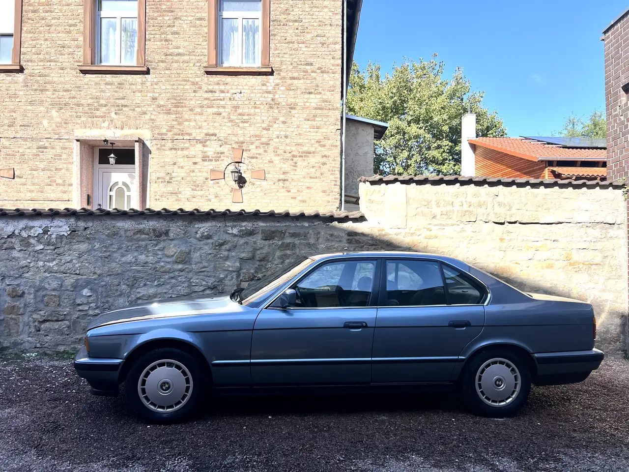 BMW 520i, foto 2