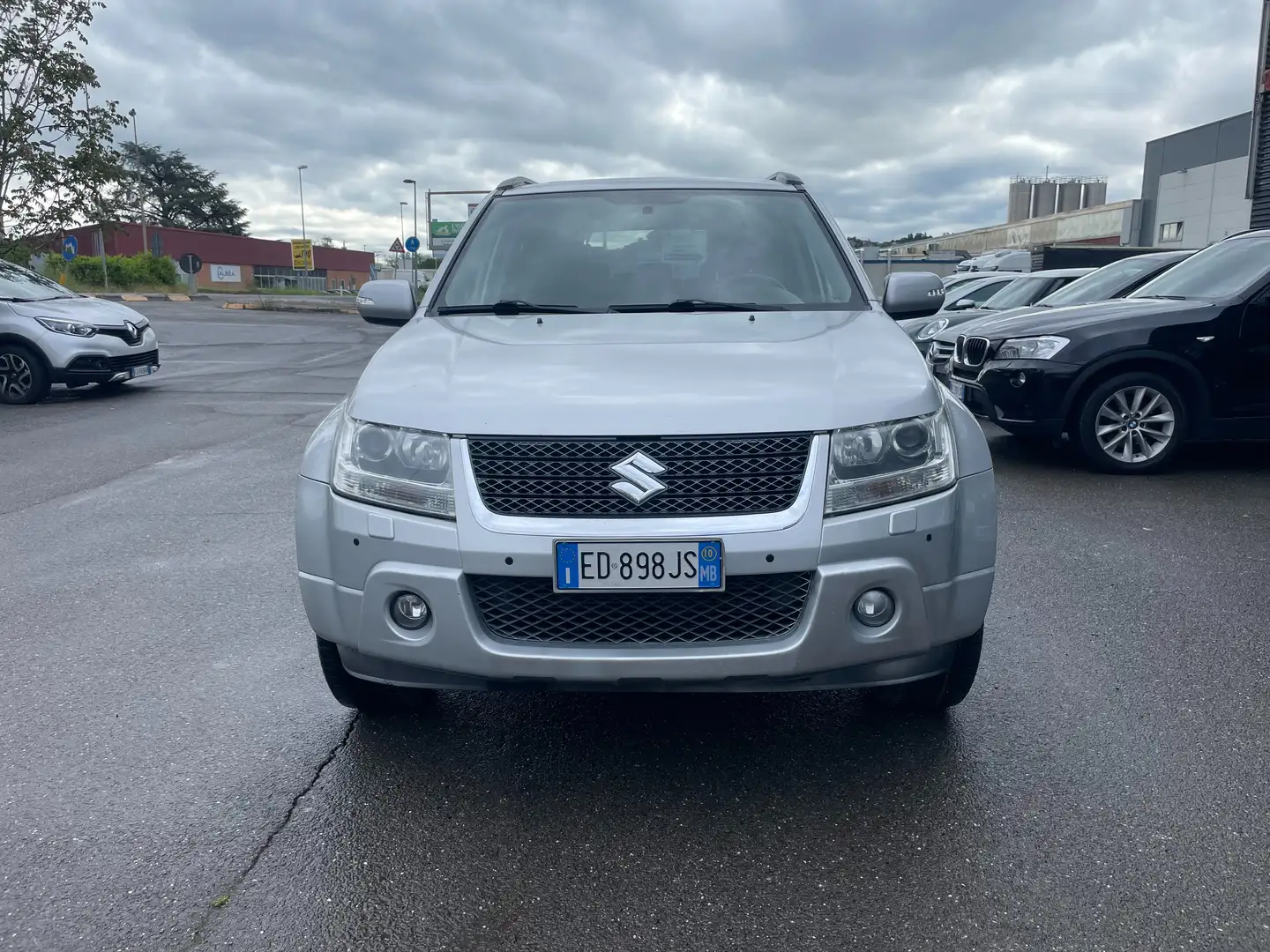 Suzuki Grand Vitara 5p 1.9 ddis Executive Plateado - 1