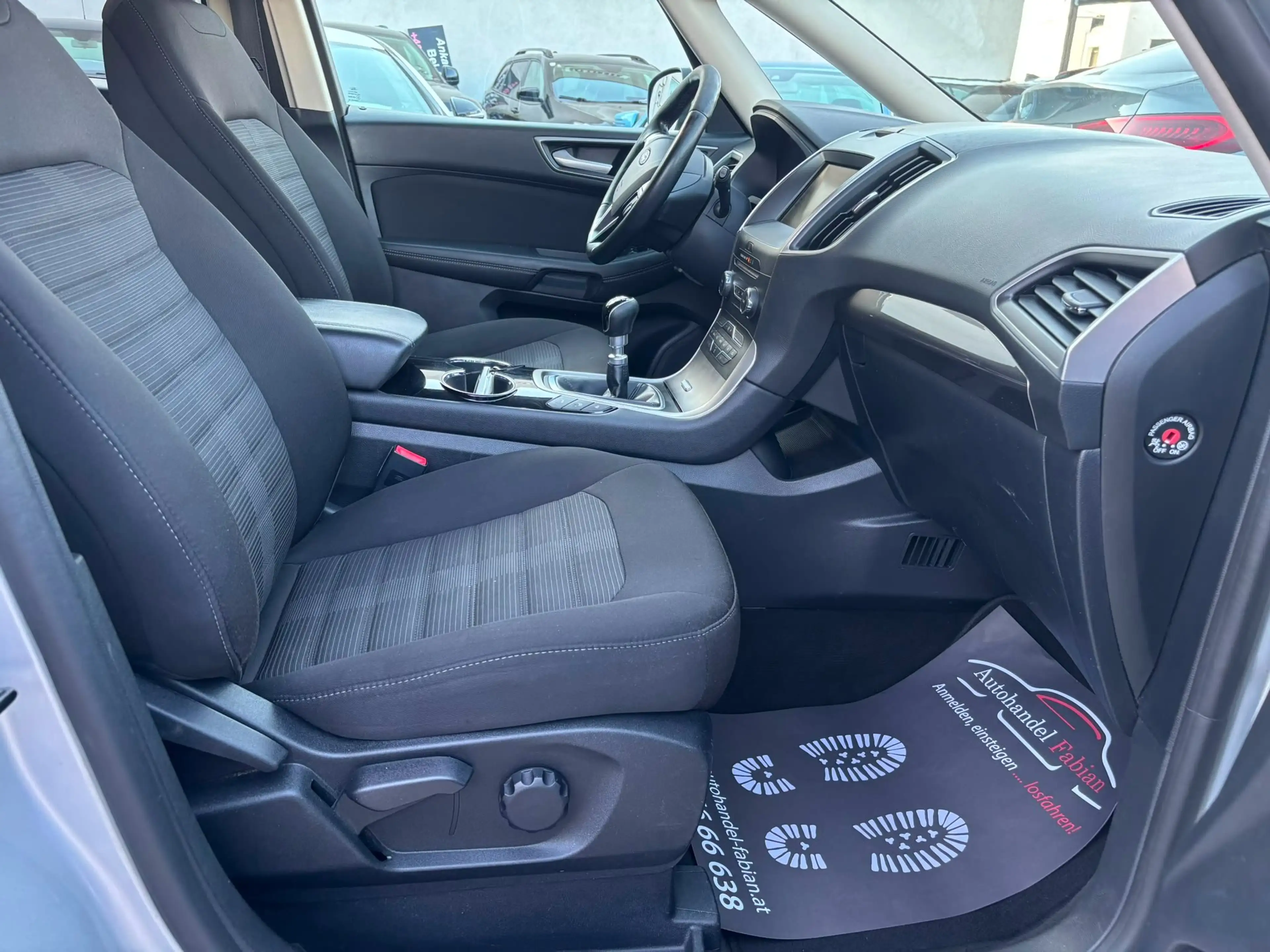 Ford Galaxy 2,0 TDCi Trend 120PS mit 7 Sitzen Parkhilfe Navi — photo 2