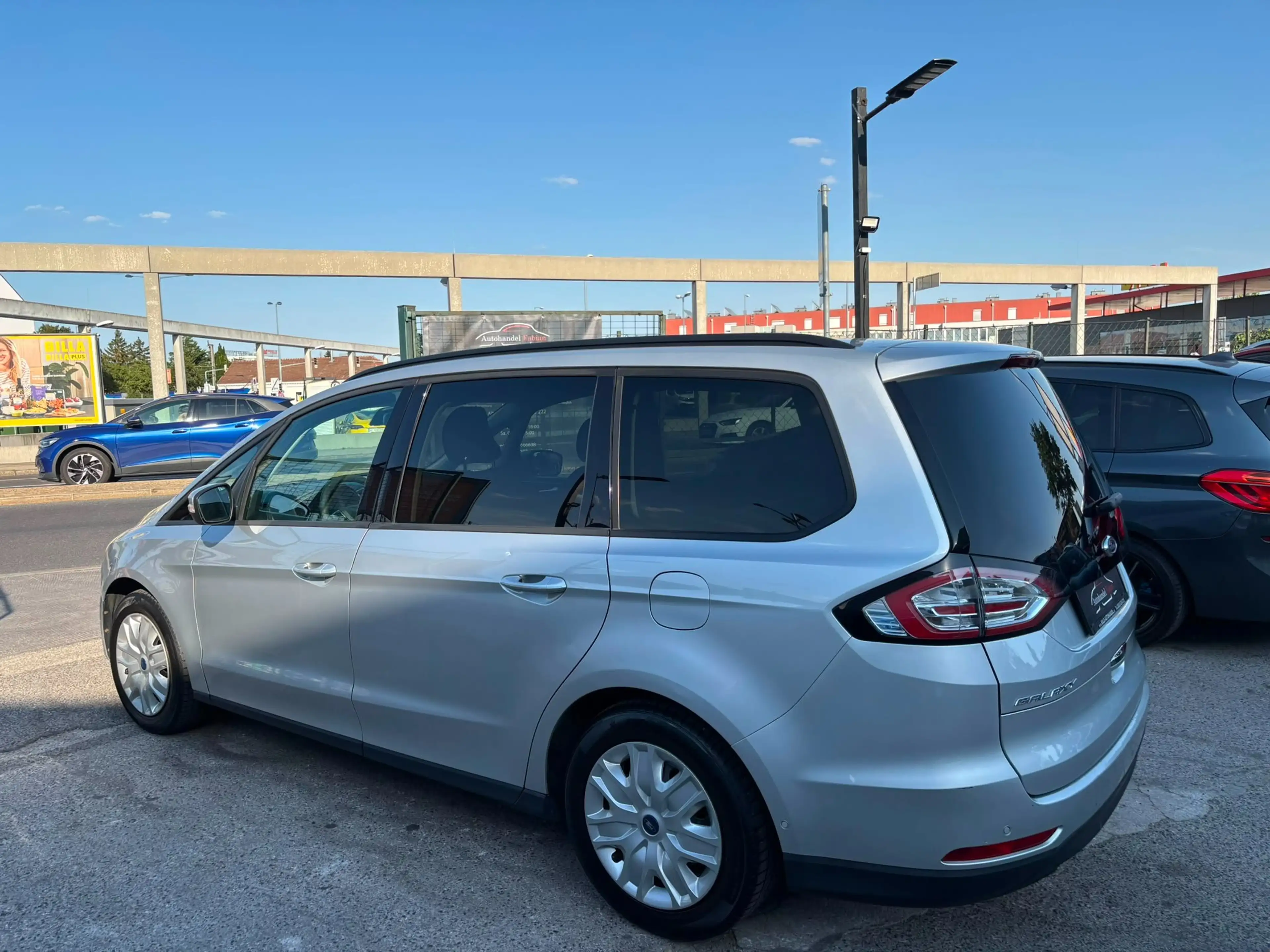 Ford Galaxy 2,0 TDCi Trend 120PS mit 7 Sitzen Parkhilfe Navi — photo 3