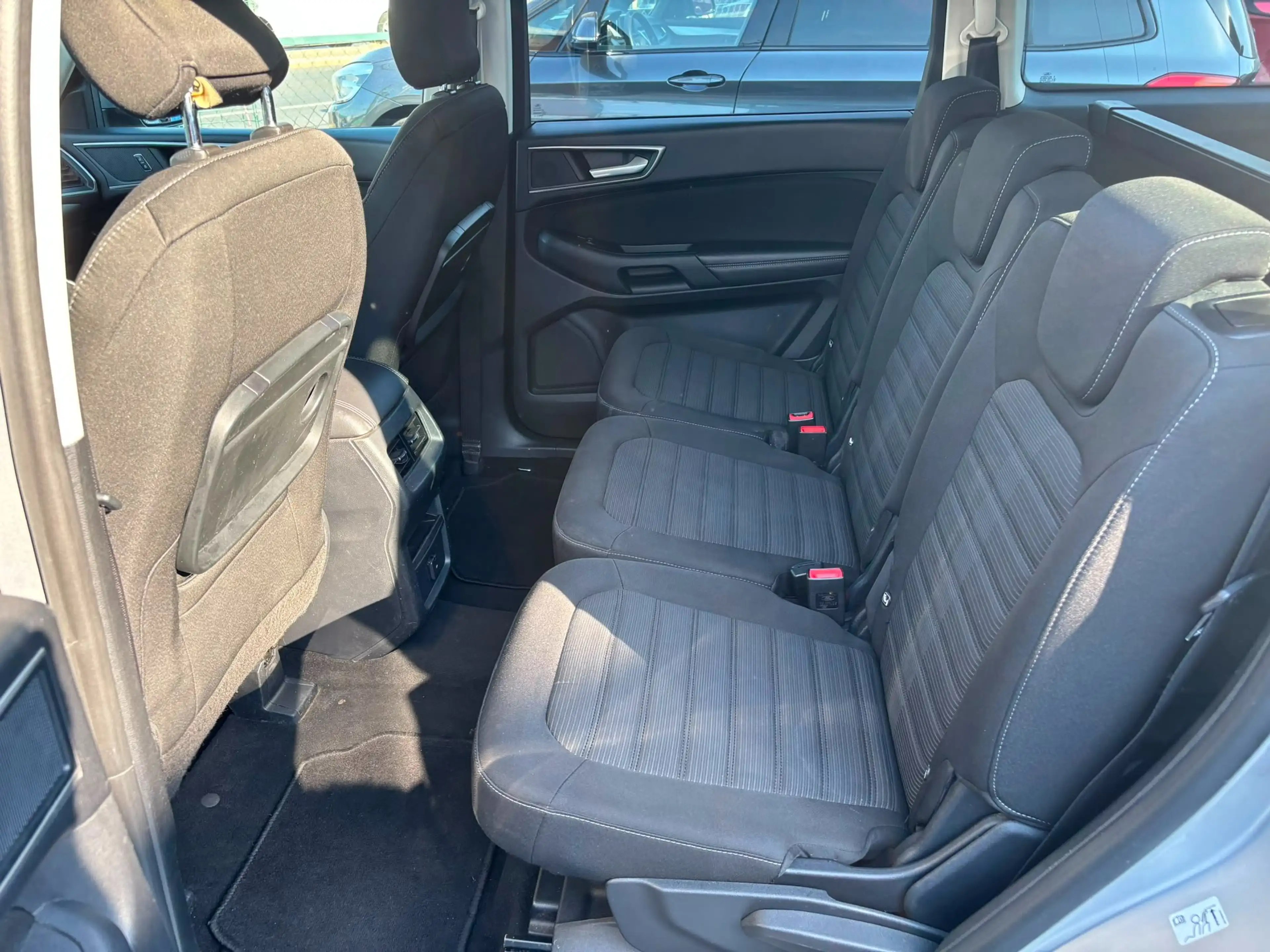 Ford Galaxy 2,0 TDCi Trend 120PS mit 7 Sitzen Parkhilfe Navi — photo 9
