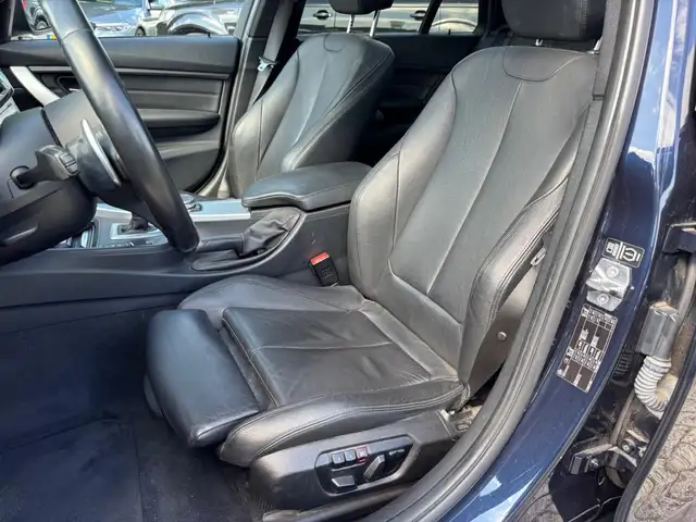 BMW 3 Series view 7