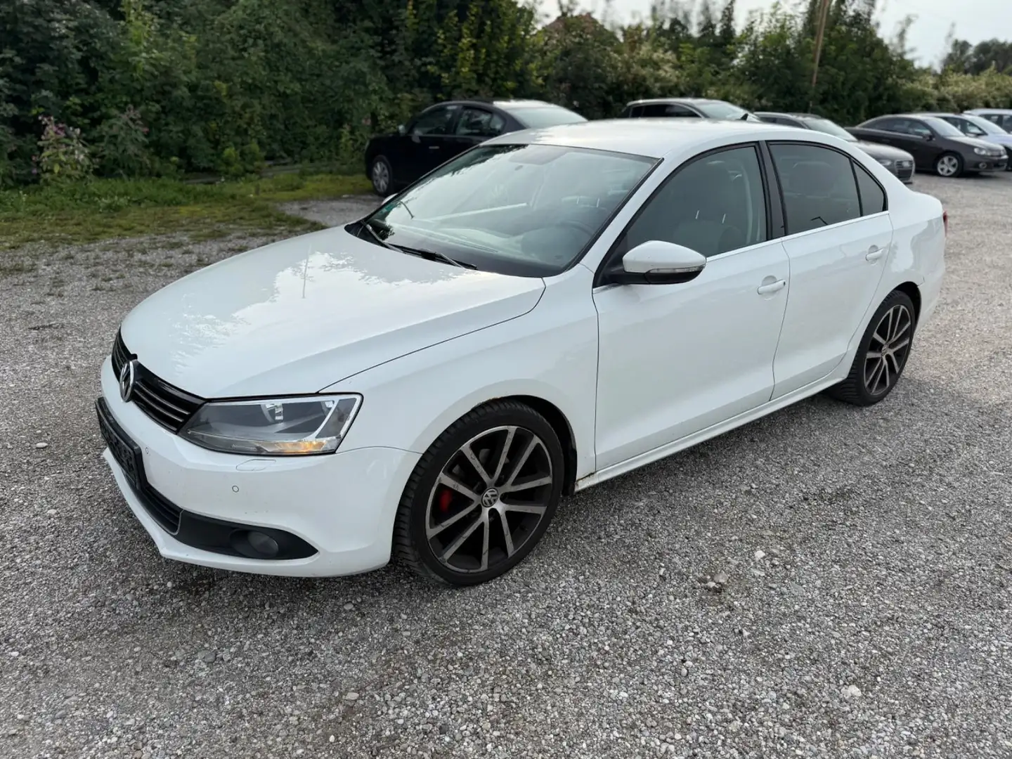 Volkswagen Jetta VI Highline Navi Weiß - 2