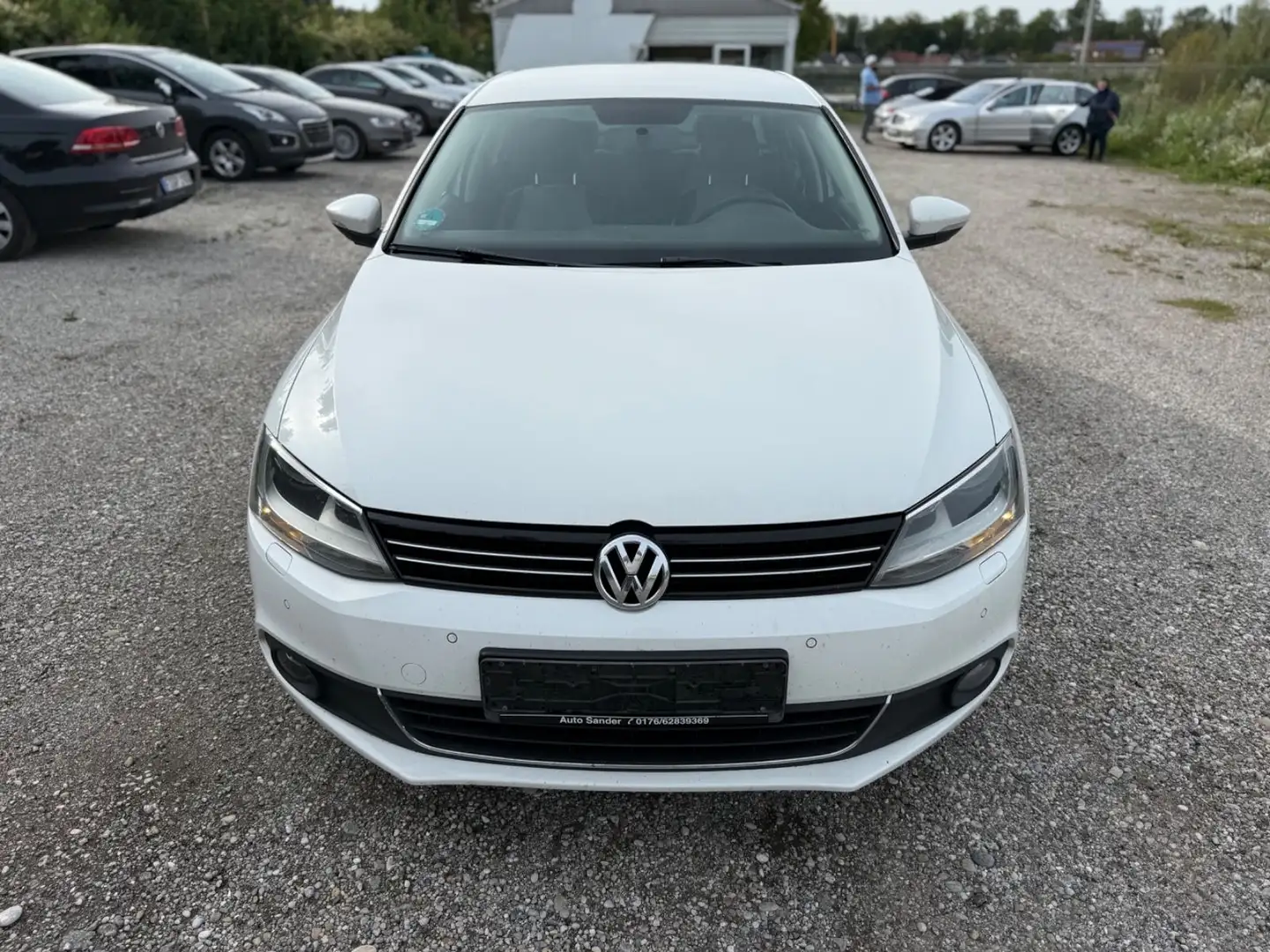 Volkswagen Jetta VI Highline Navi Weiß - 1