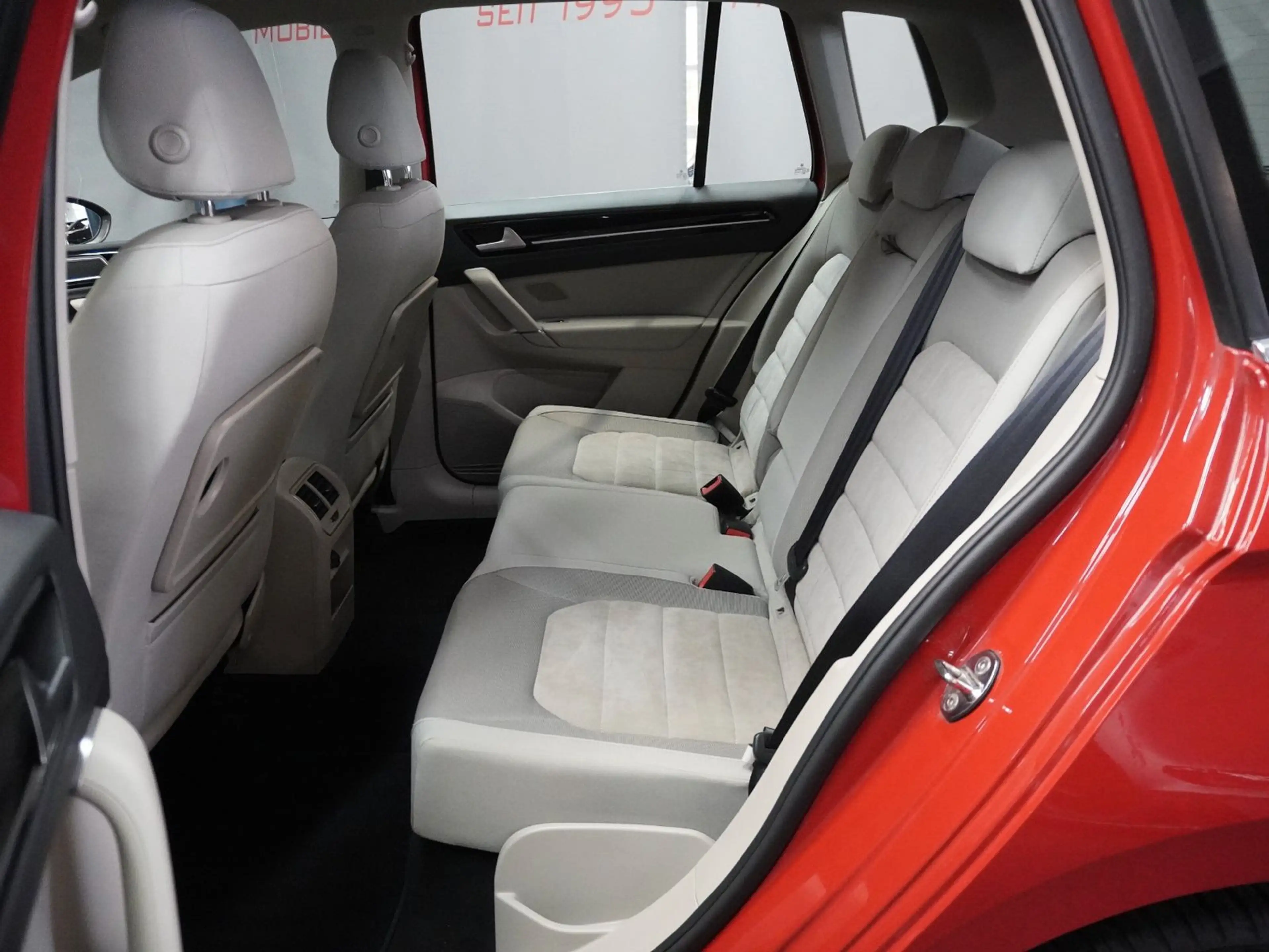 Volkswagen Golf Sportsvan VII Highline 1.4 TSI DSG 1.Hand — photo 13