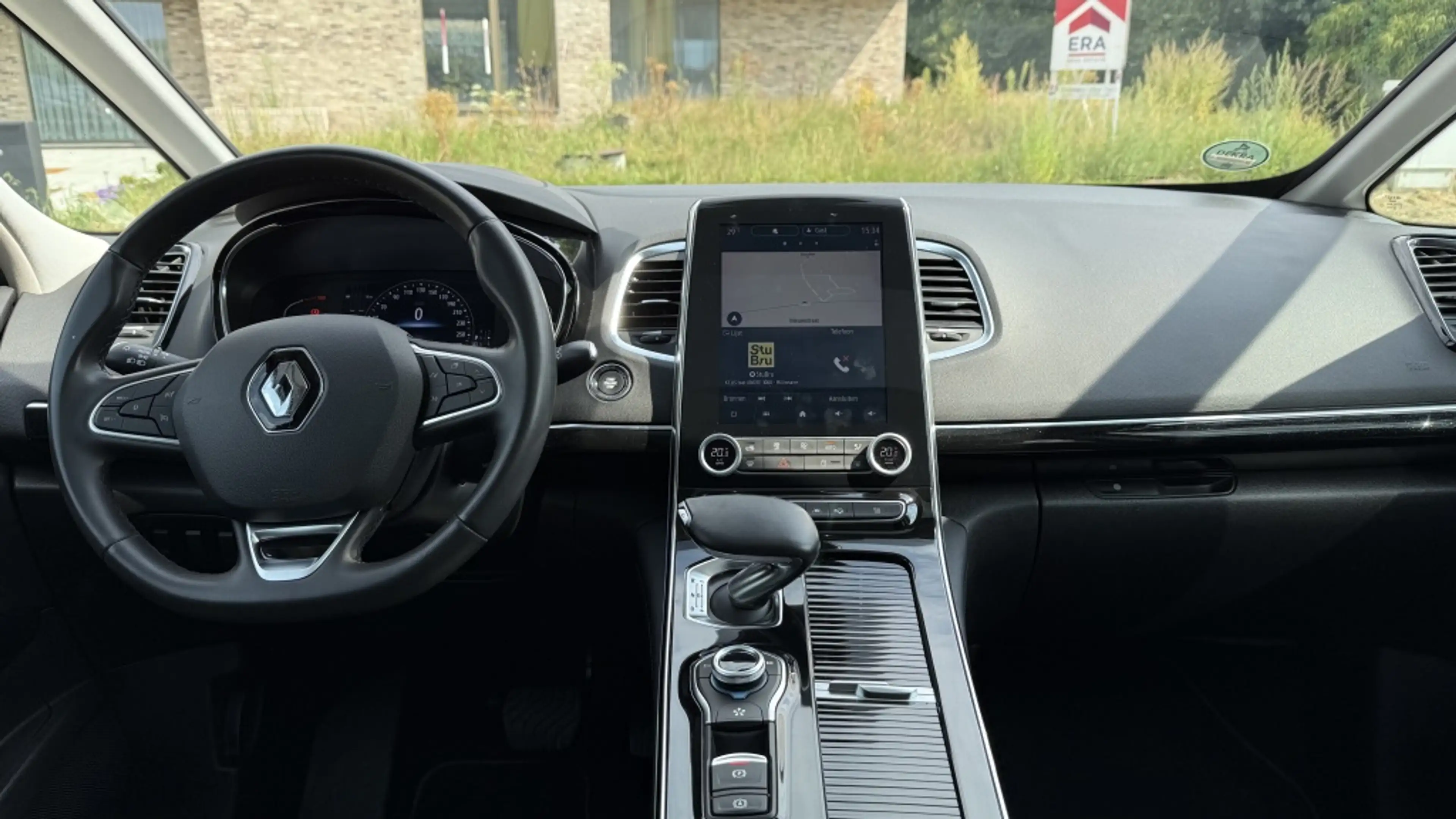 Renault Espace V Business Edition — photo 13