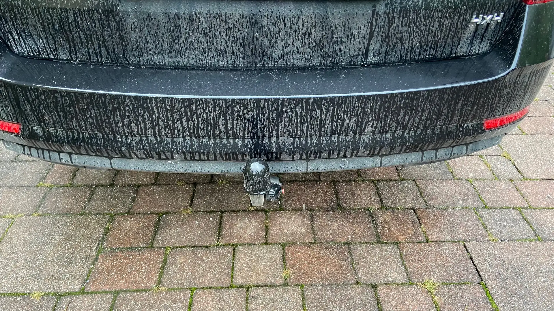 Skoda Octavia Combi 2,0 TDI 4x4 DSG Style Limited Schwarz - 2