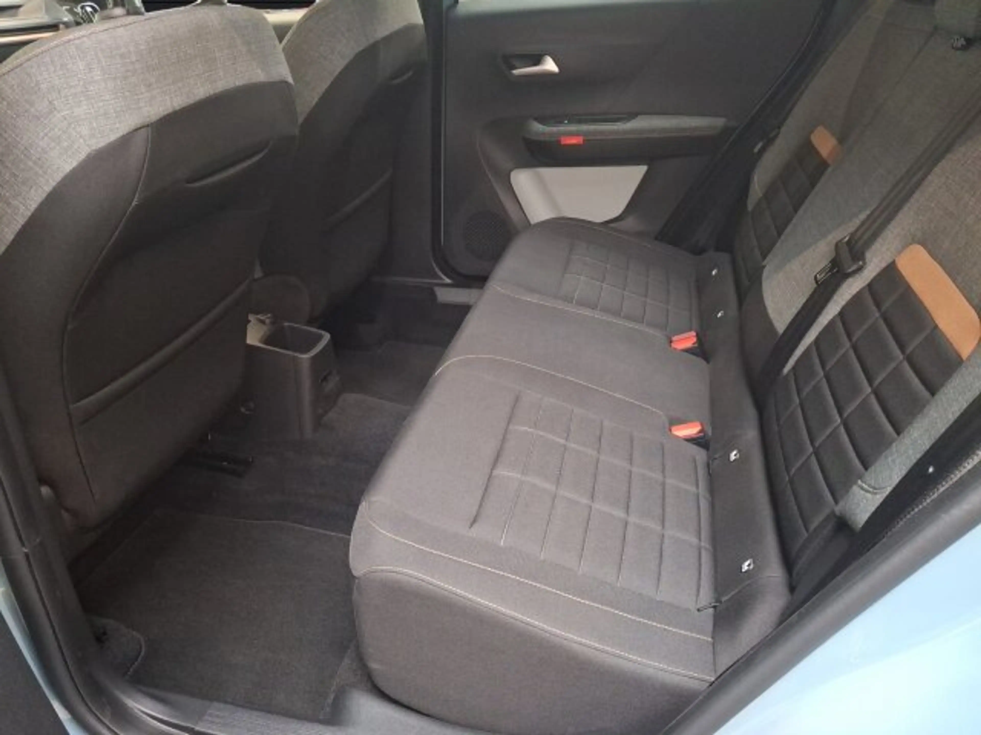 Citroen C3 Aircross 100 PLUS +Kamera+Mirror+(SIDE) — photo 15