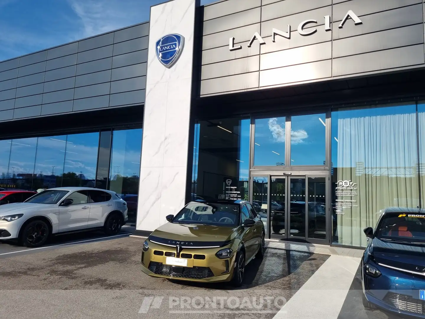 Lancia Ypsilon 1.2 mhev lx 110cv e-dct Nero - 2