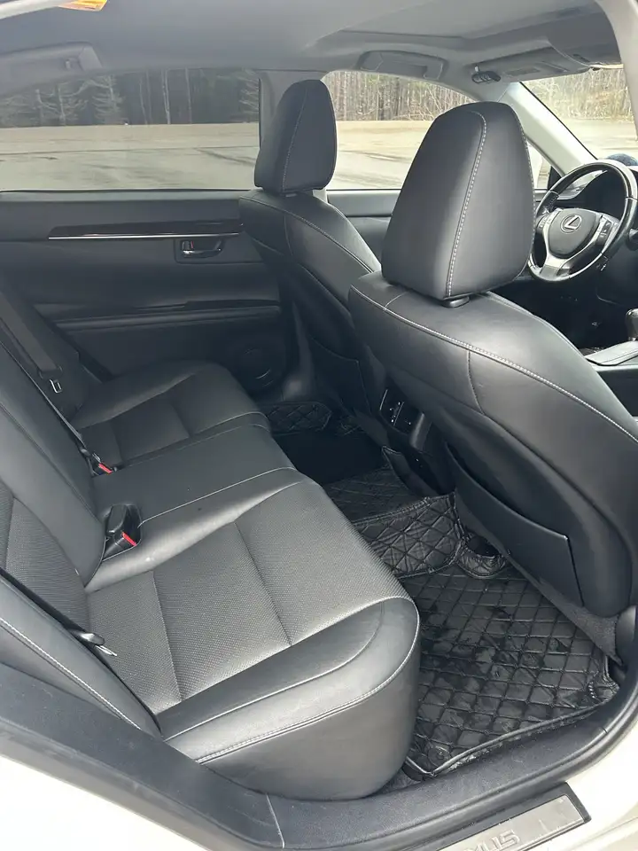 Lexus ES снимка Lexus ES