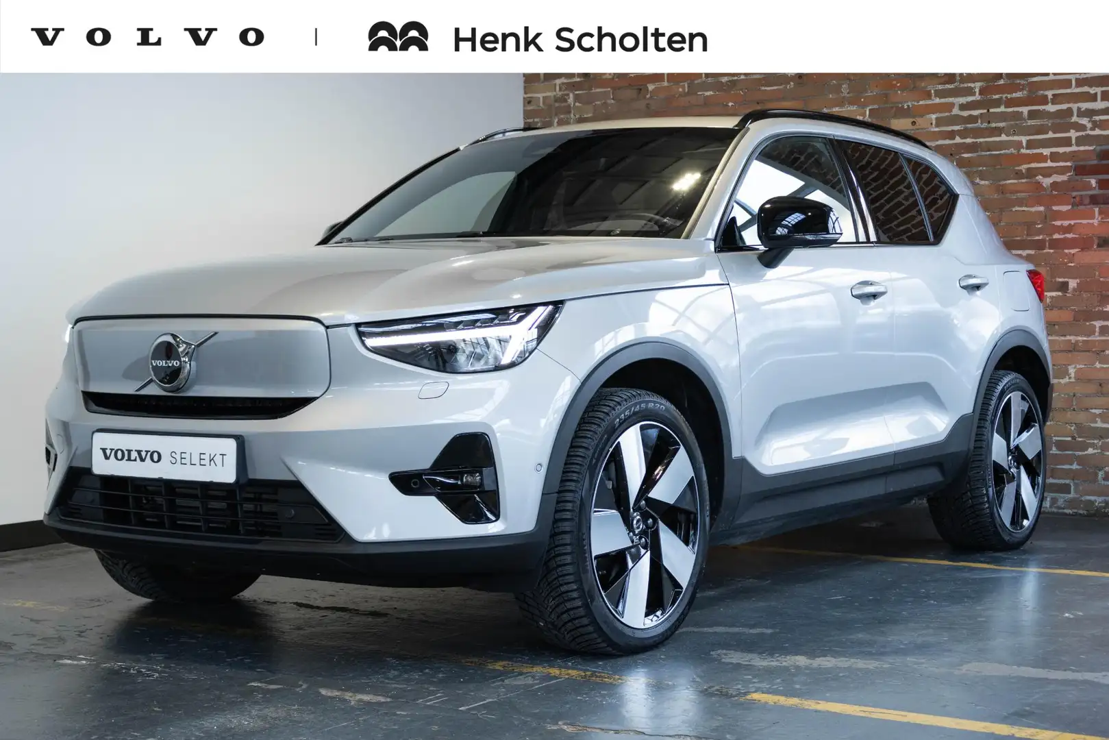 Volvo XC40 Single Motor Extended Range Ultimate 82 kWh | Pano Grau - 1