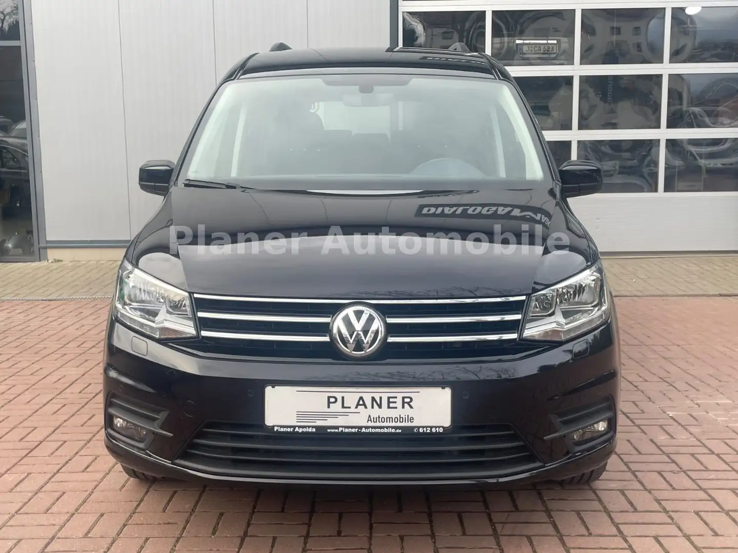 Volkswagen Caddy Maxi Comfort. 1.Hand 7-Si.Navi Service neu Schwarz - 2