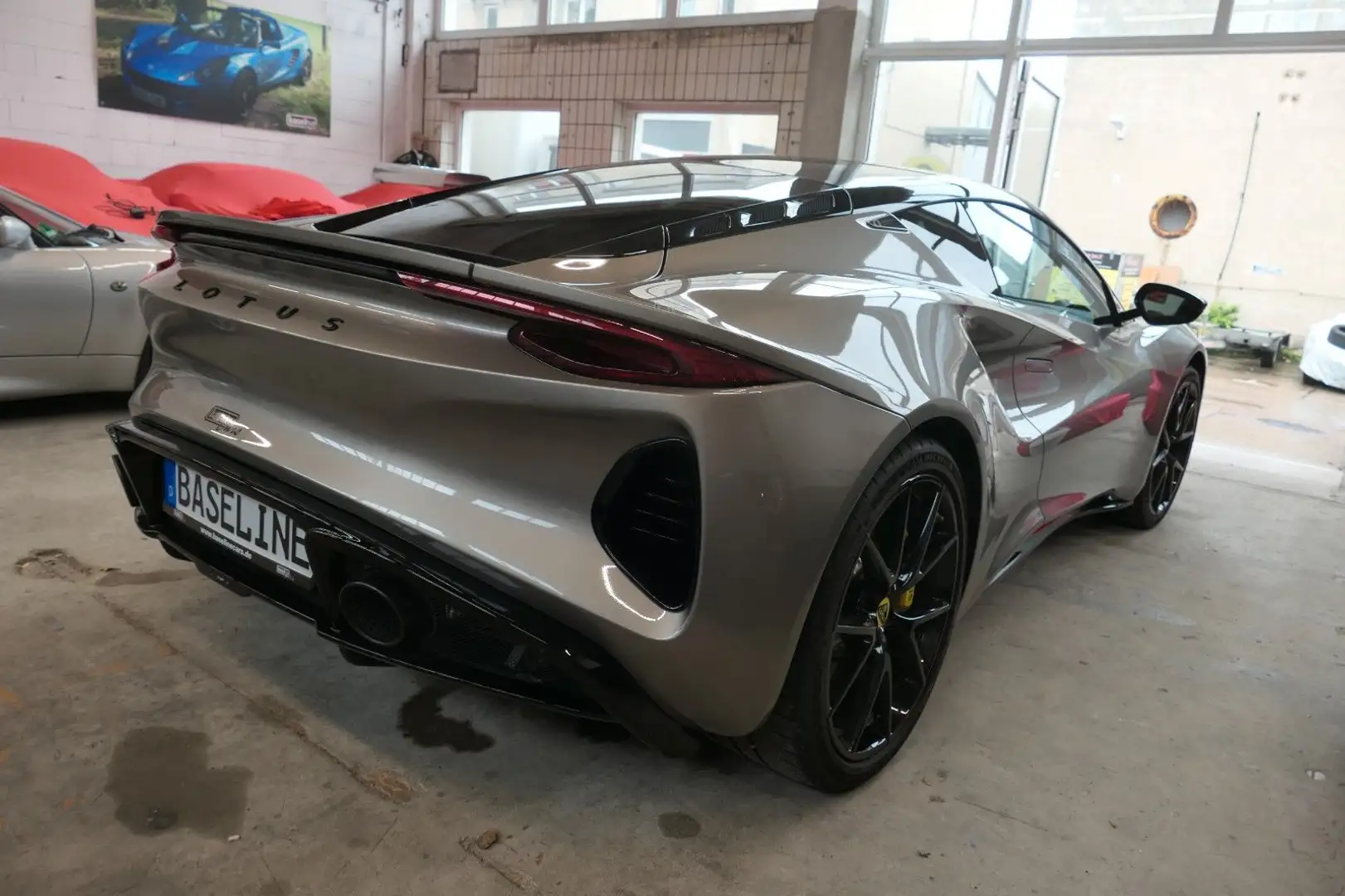 Lotus Emira First Edition i4 2.0 AMG DSG Grau - 2