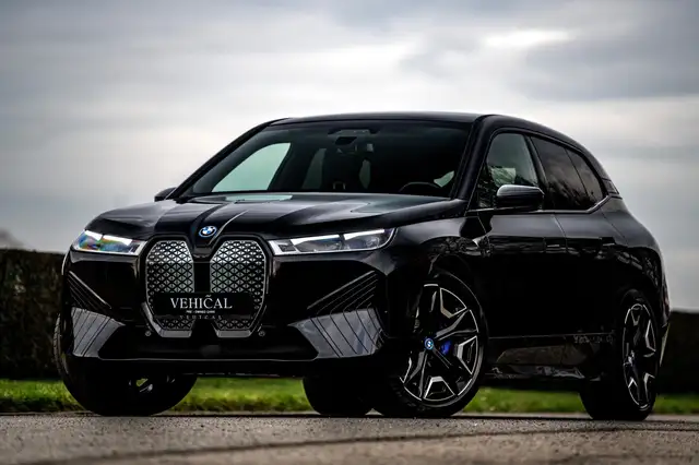 BMW iX xDrive40 M SPORT |PANO|MASSAGE|SOFTCLOSE|TREKHAAK