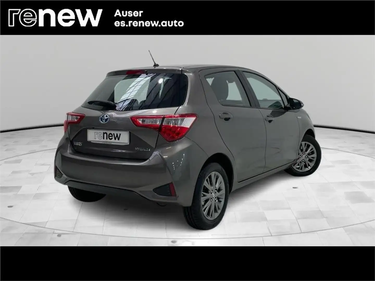 Toyota Yaris 100H 1.5 Active Gris - 2