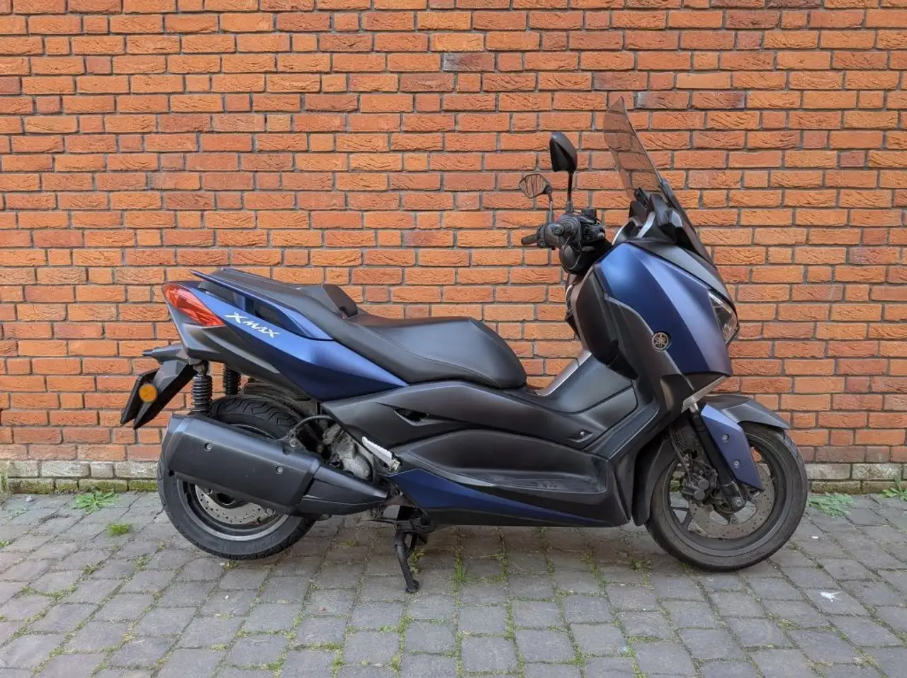 Yamaha X-Max 300