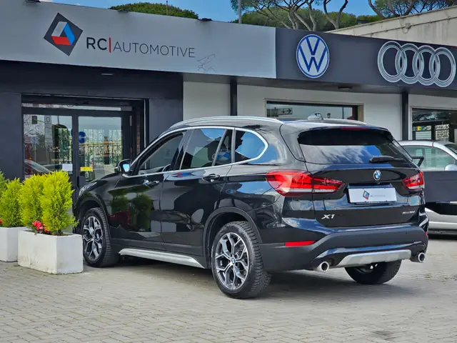 BMW X1 view 4