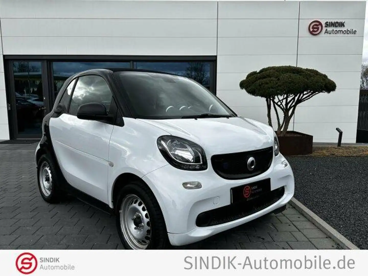 smart forTwo EQ Cool&Audio-Klima-el.Spiegel-Servo Schwarz - 1