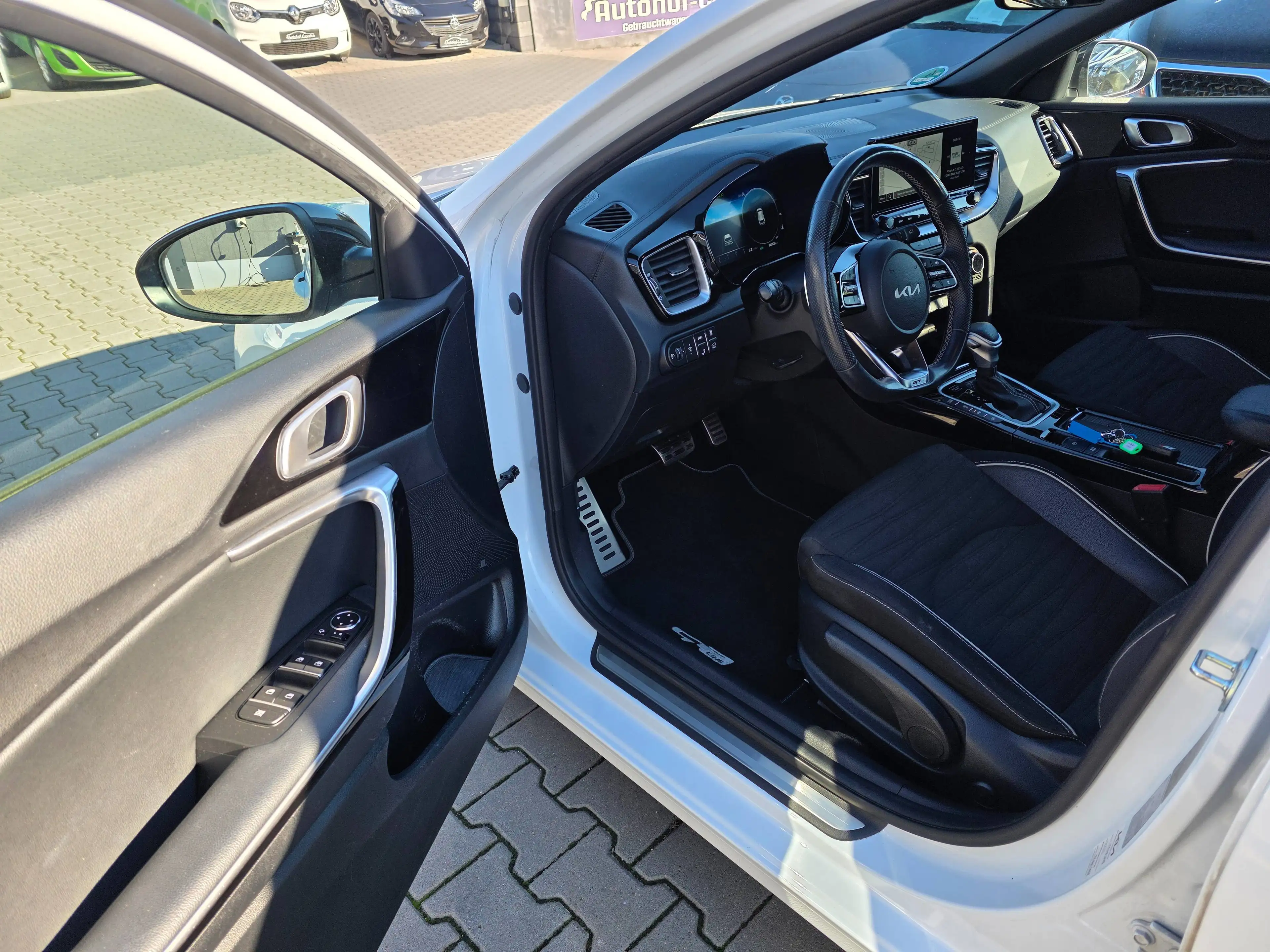 Kia Ceed SW / cee'd SW Ceed Sportswagon GT Line/1.Ha/Autom./Navi/AHK/LED/Virtual/TOP/ — photo 9